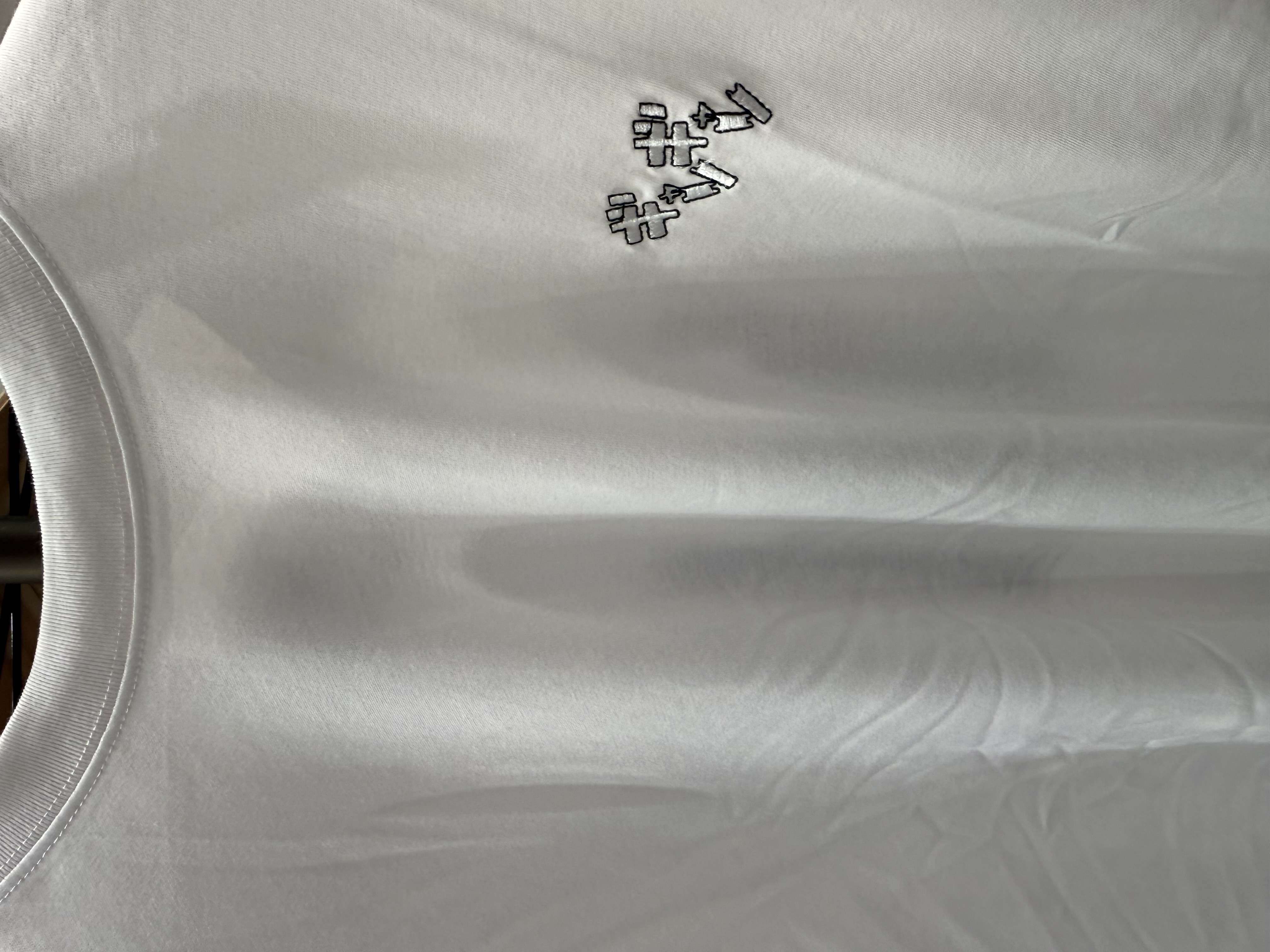 カシマさんの「THE SHOP TK｜頭文字D 別注 『タカハシ』 グラフィック半袖Tシャツ ステッカー＆チャーム付き」を使ったコーディネート