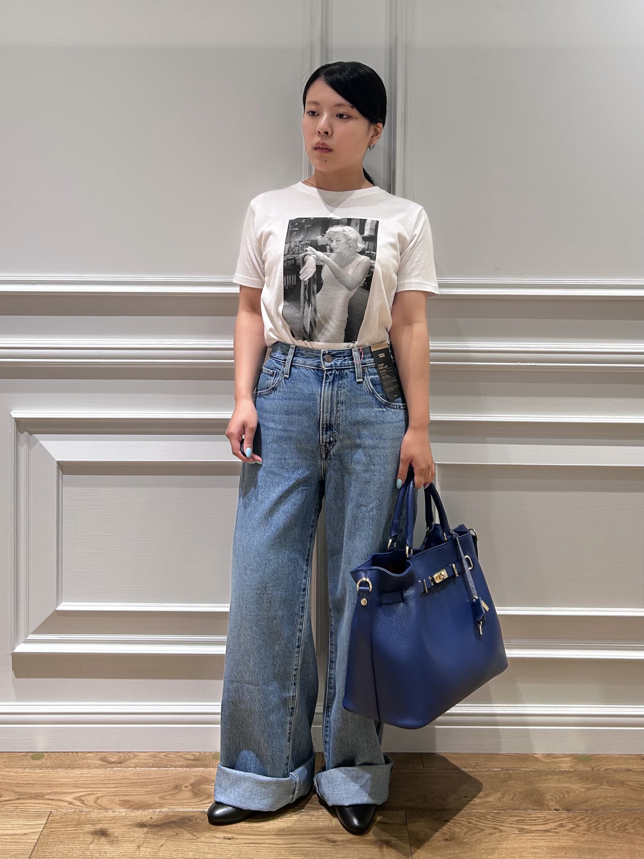 とりみさんの「DRESSTERIOR｜【別注】マリリンモンロー/オフショットプリントT」を使ったコーディネート