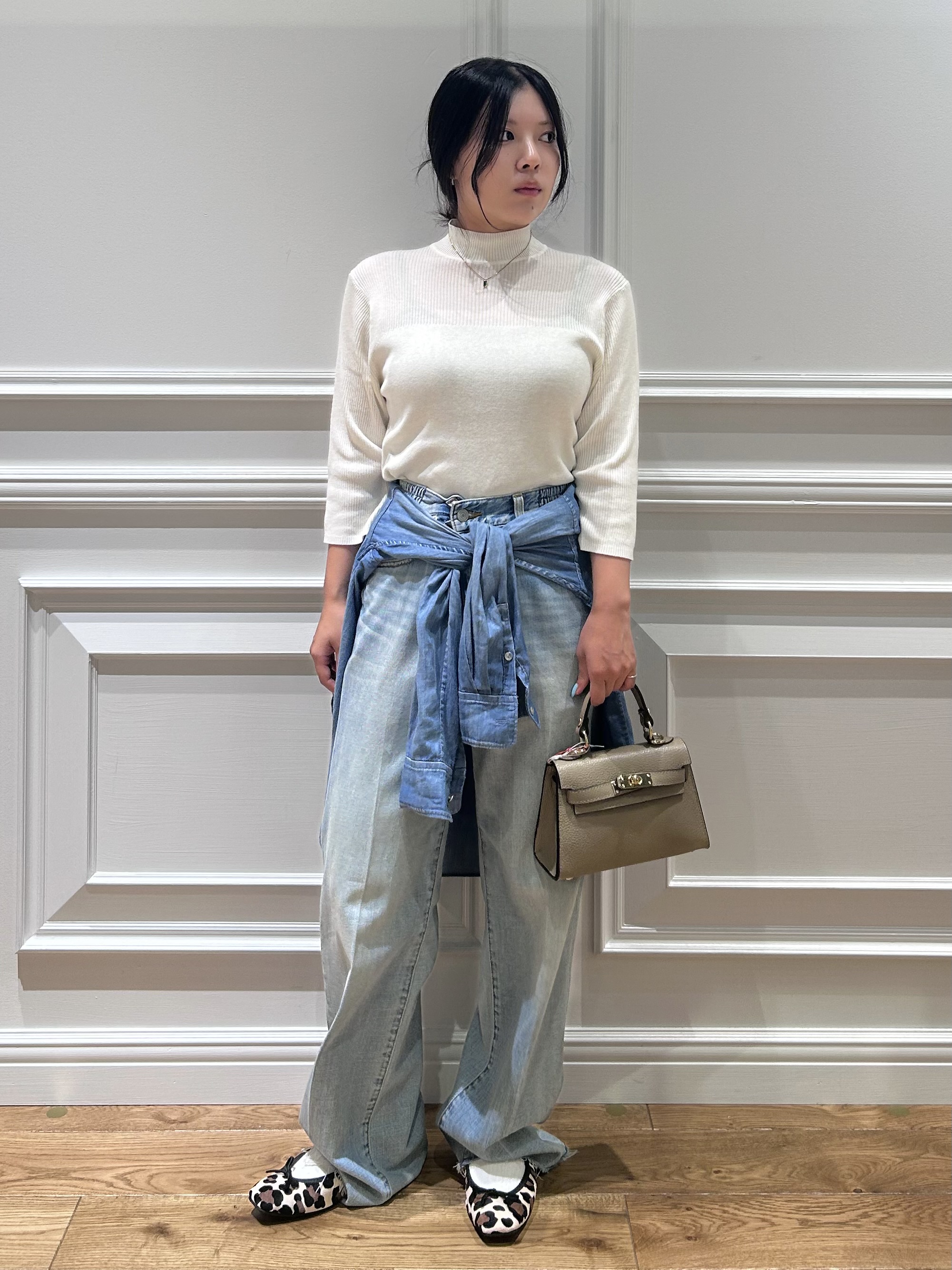 とりみさんの「DRESSTERIOR｜【接触冷感】クールタッチ ハーフスリーブニット」を使ったコーディネート