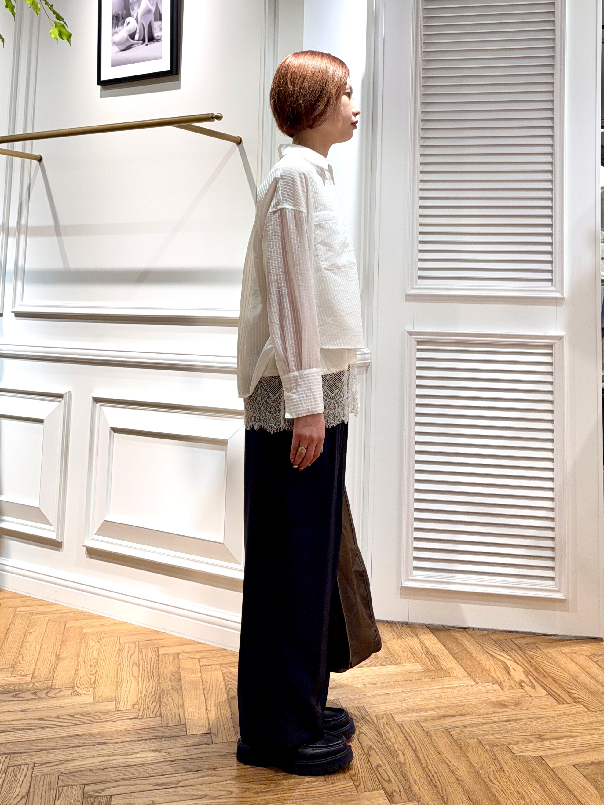 renaさんの「DRESSTERIOR｜◆シアーストライプクロップドシャツ」を使ったコーディネート