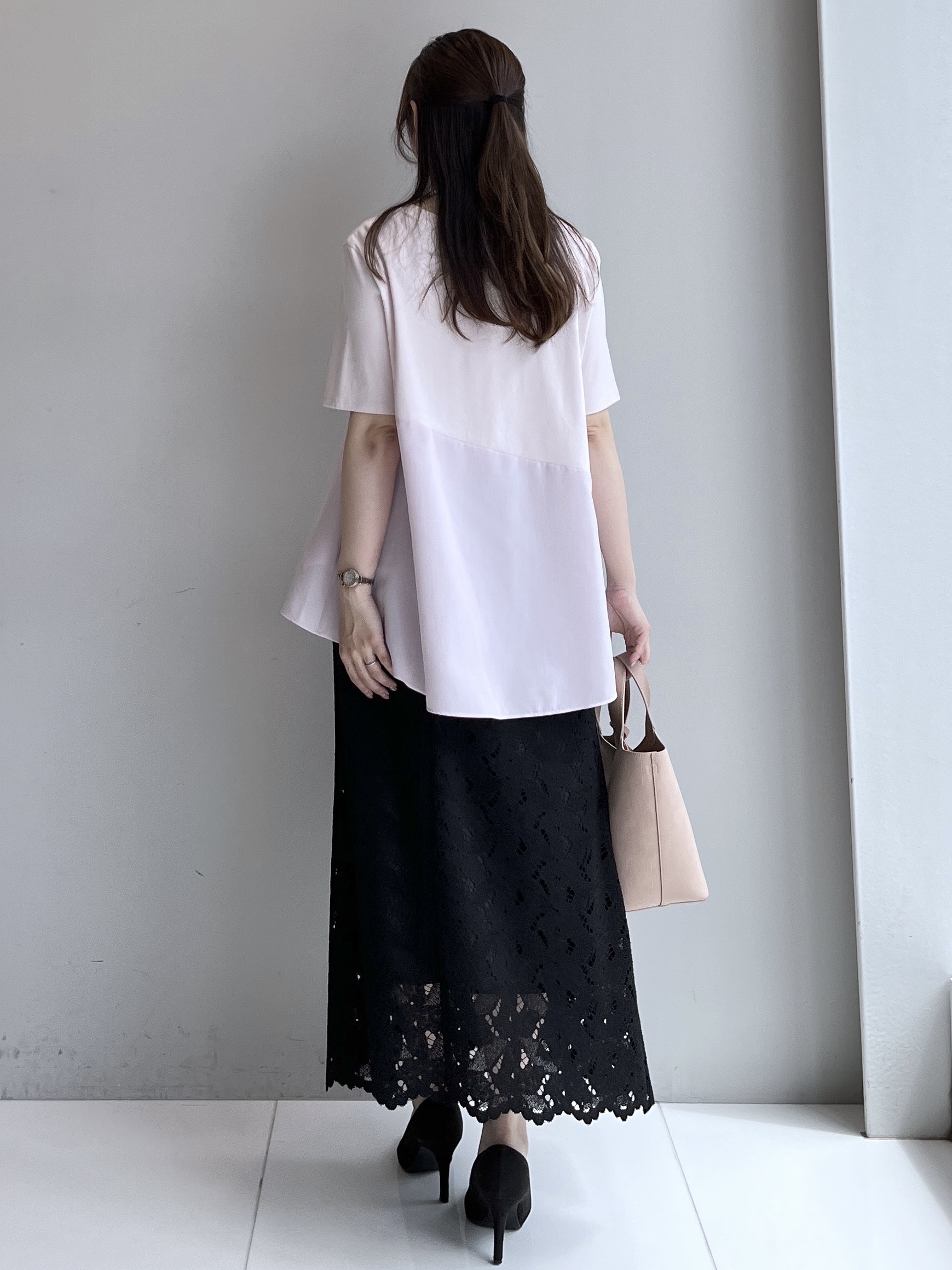 Saekoさんの「UNTITLED｜【Tシャツ】異素材ドッキングプルオーバー」を使ったコーディネート
