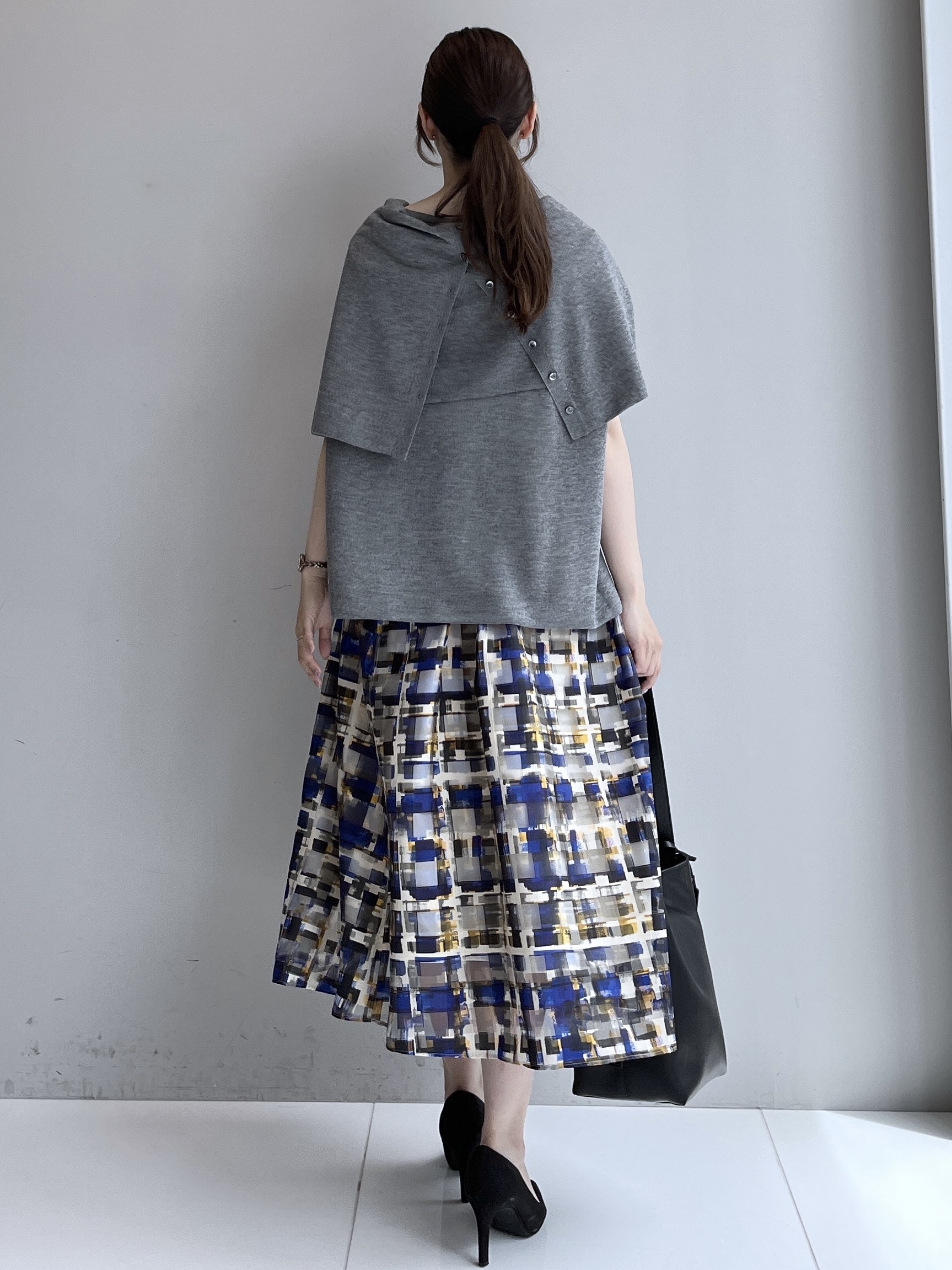 Saekoさんの「UNTITLED｜【アンサンブル可/品のある透け感】Tシャツ風ニットトップス」を使ったコーディネート