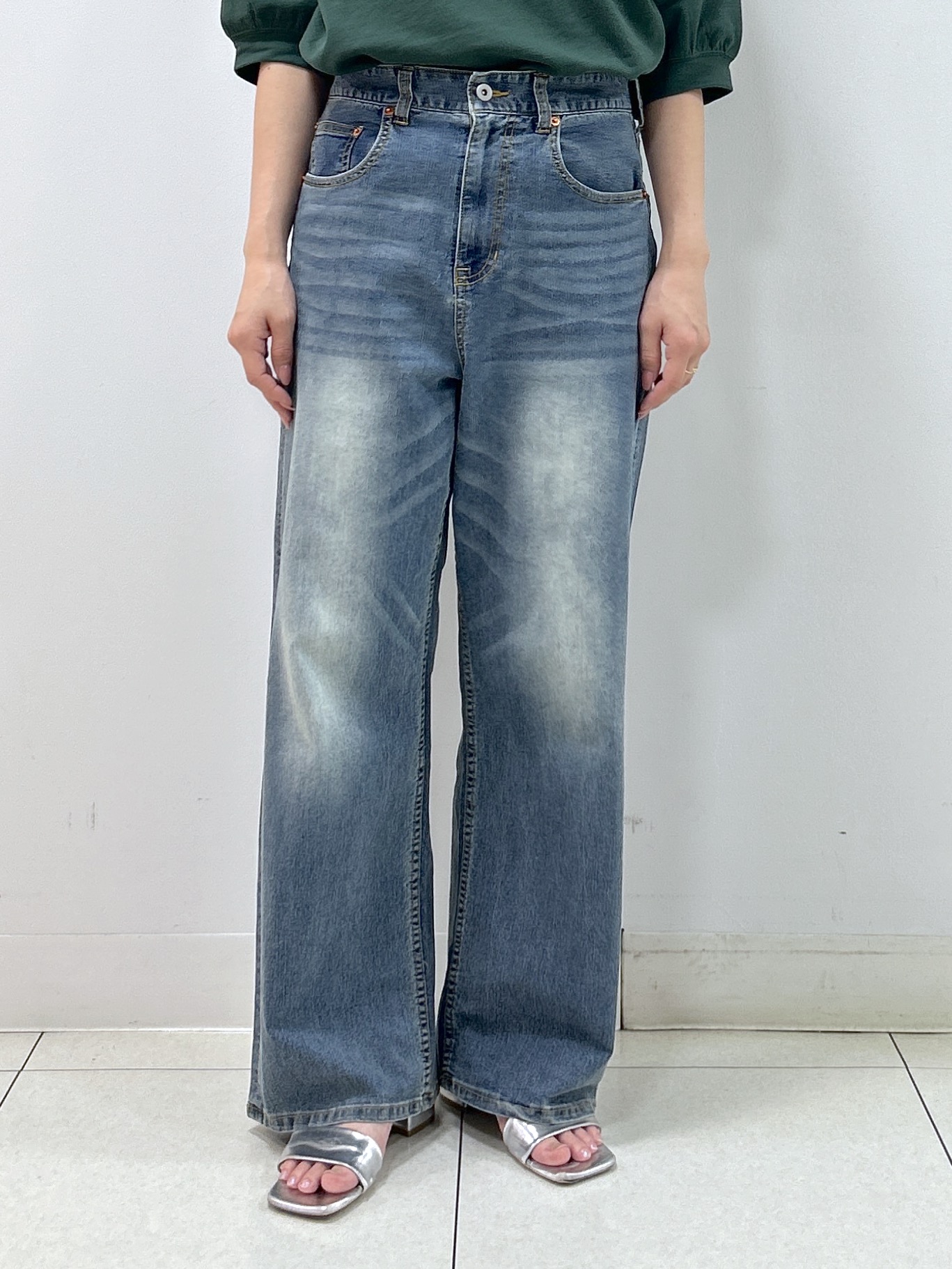 Kaiさんの「Dessin｜【高レビュー/洗える/XS-L】バックヘンリーミニ裏毛 5分袖」を使ったコーディネート
