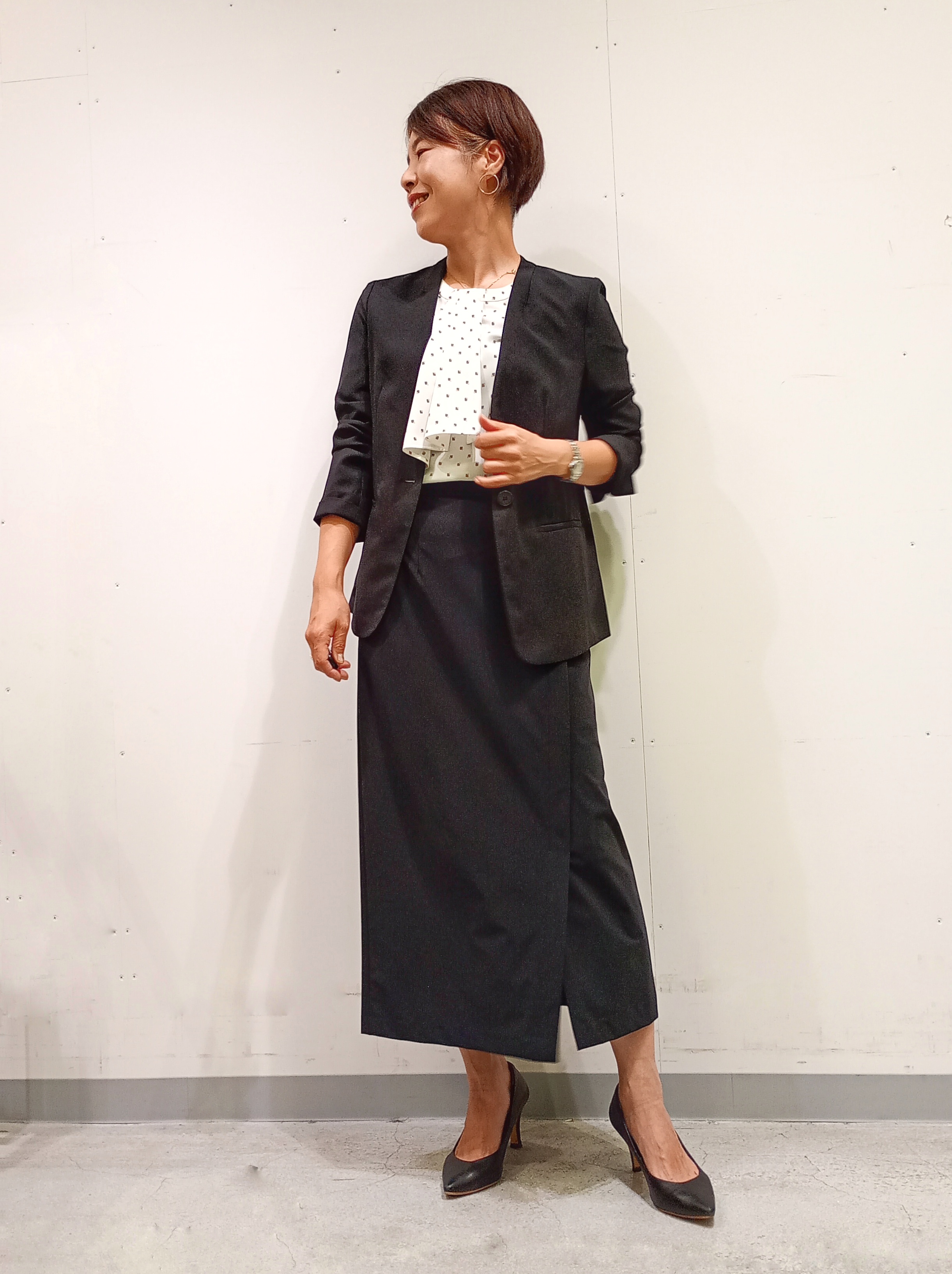 Kさんの「INDIVI｜【洗える／スーツインナー／UVケア】ボウタイ風 幾何学柄ブラウス」を使ったコーディネート