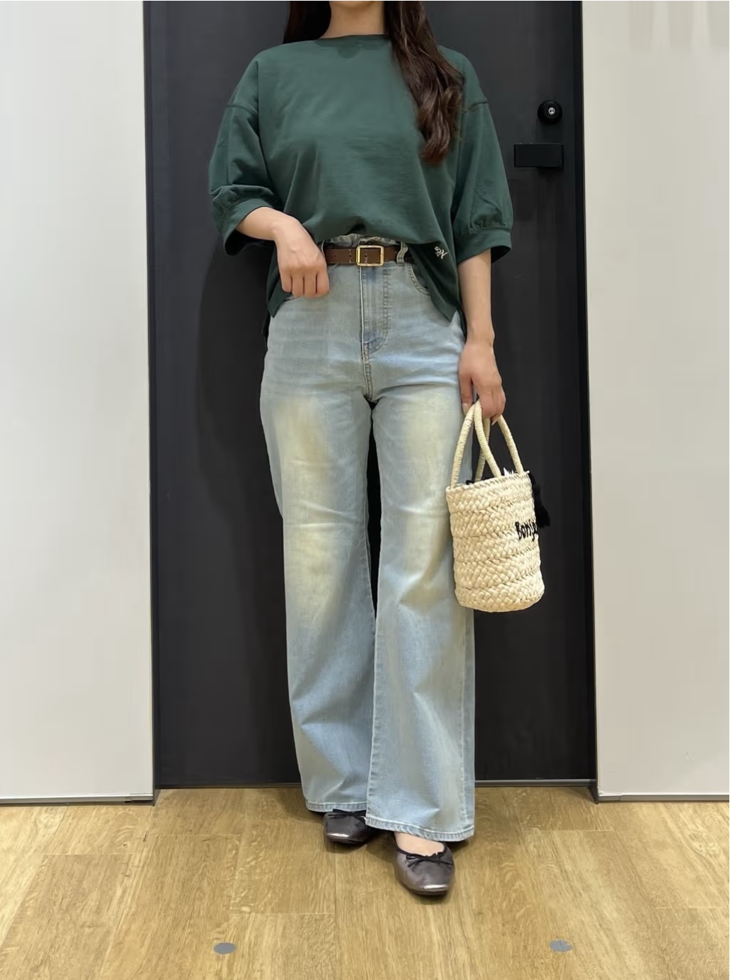 Minaさんの「Dessin｜【高レビュー/洗える/XS-L】バックヘンリーミニ裏毛 5分袖」を使ったコーディネート