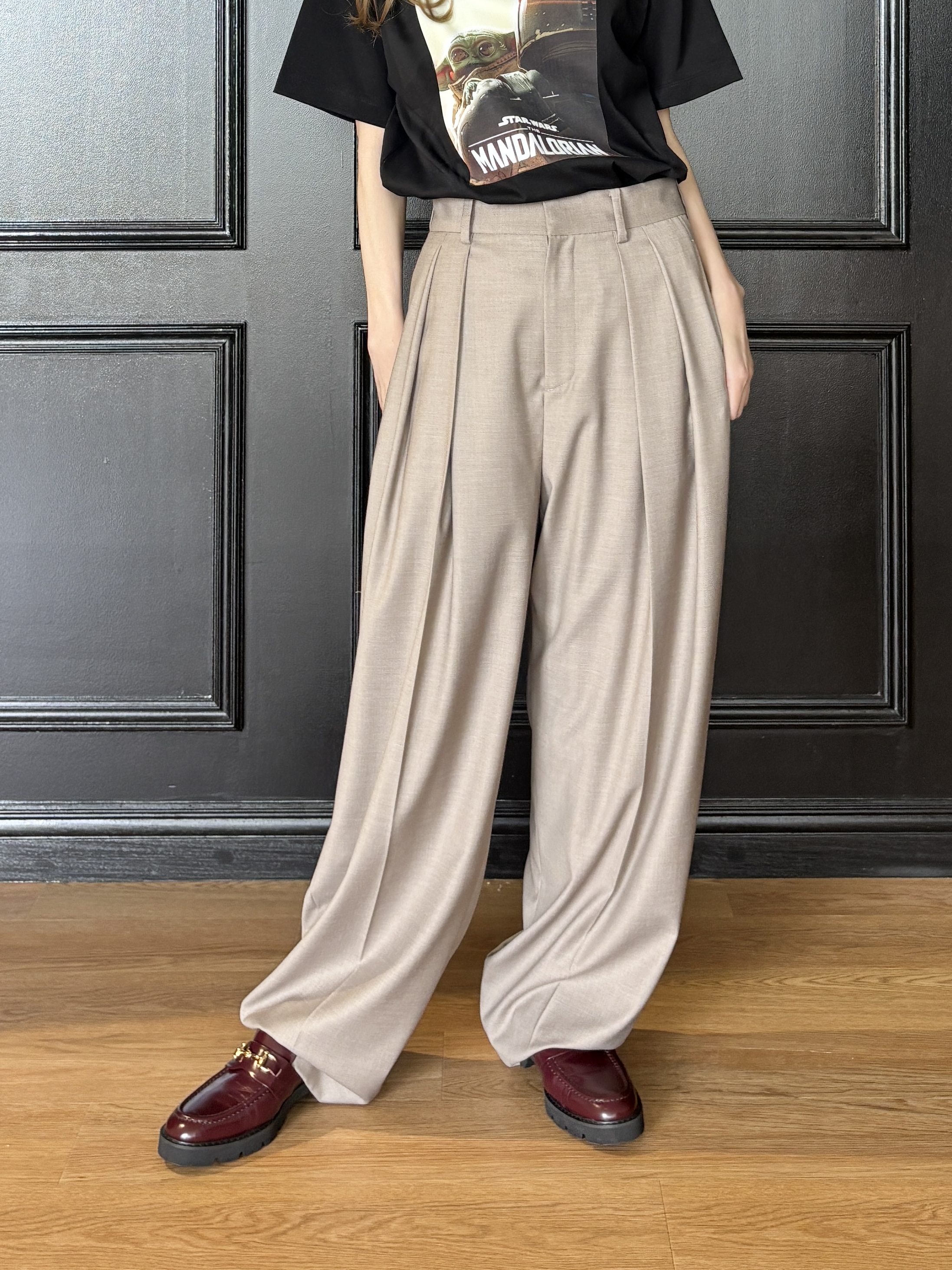 清水夏姫さんの「DRESSTERIOR｜【接触冷感】STAR WARS マンダロリアン フォトTシャツ」を使ったコーディネート