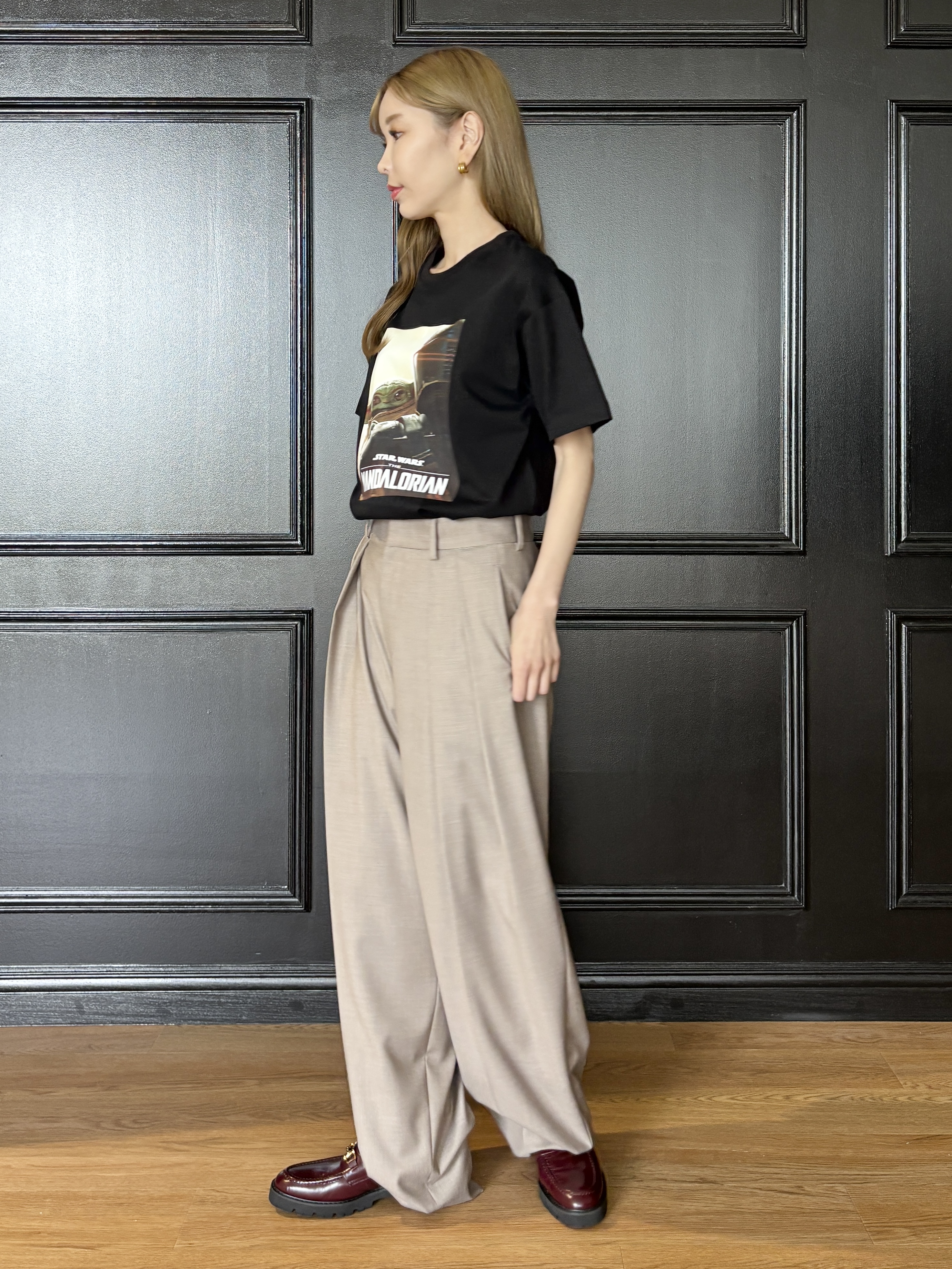 清水夏姫さんの「DRESSTERIOR｜【接触冷感】STAR WARS マンダロリアン フォトTシャツ」を使ったコーディネート
