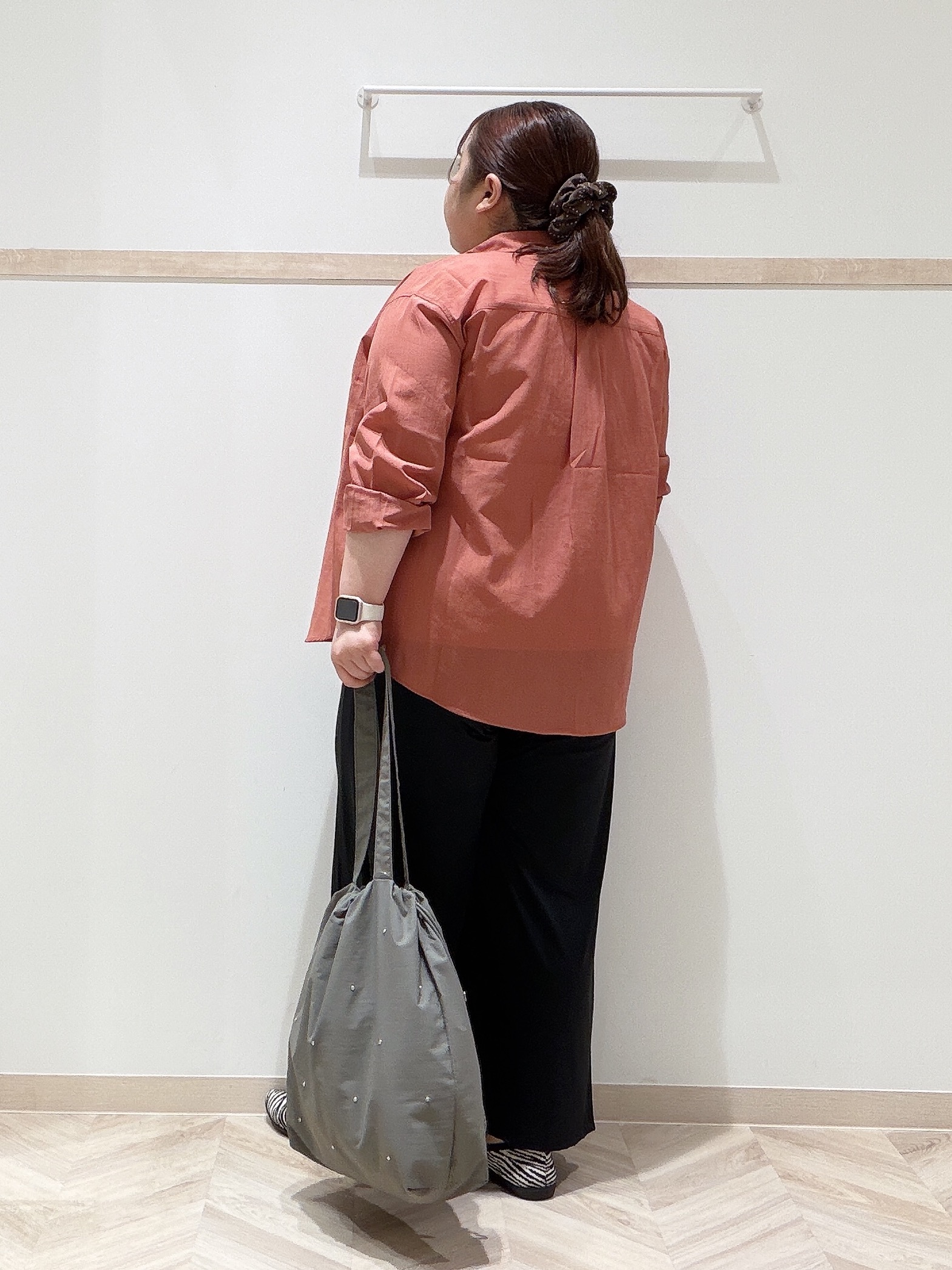ゆめかさんの「SHOO･LA･RUE｜【通気性〇/S-LL/洗濯機可】羽織にも使いやすい きちんとベーシックシャツ」を使ったコーディネート