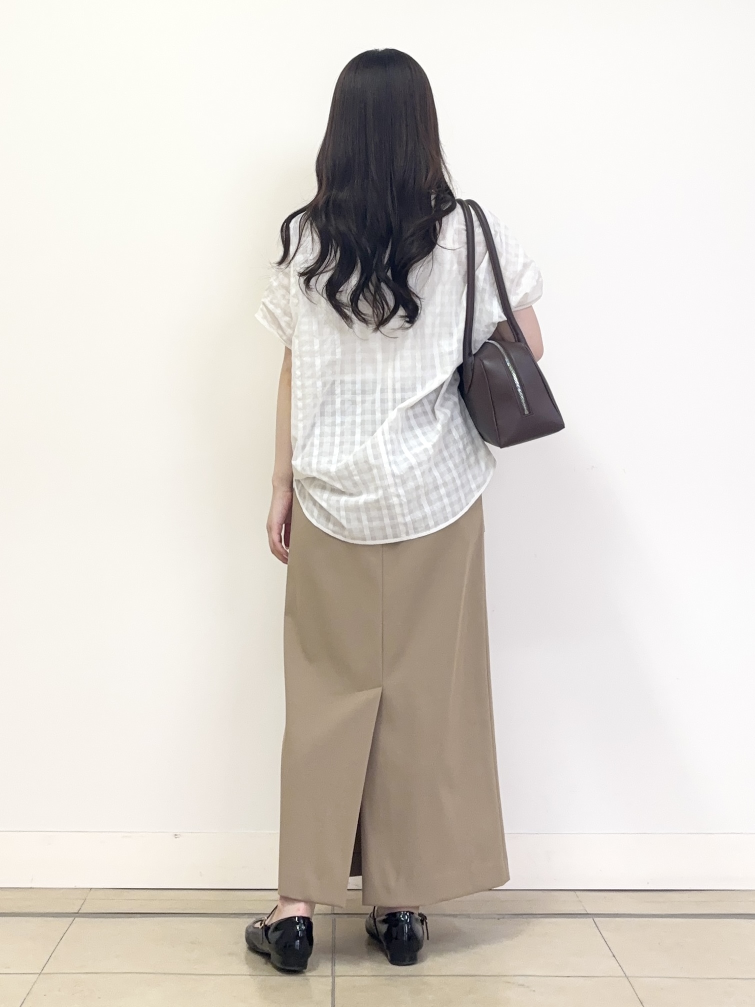 あやかさんの「UNTITLED｜【秋めきシャツ/体型カバー】シアーチェックブラウス」を使ったコーディネート