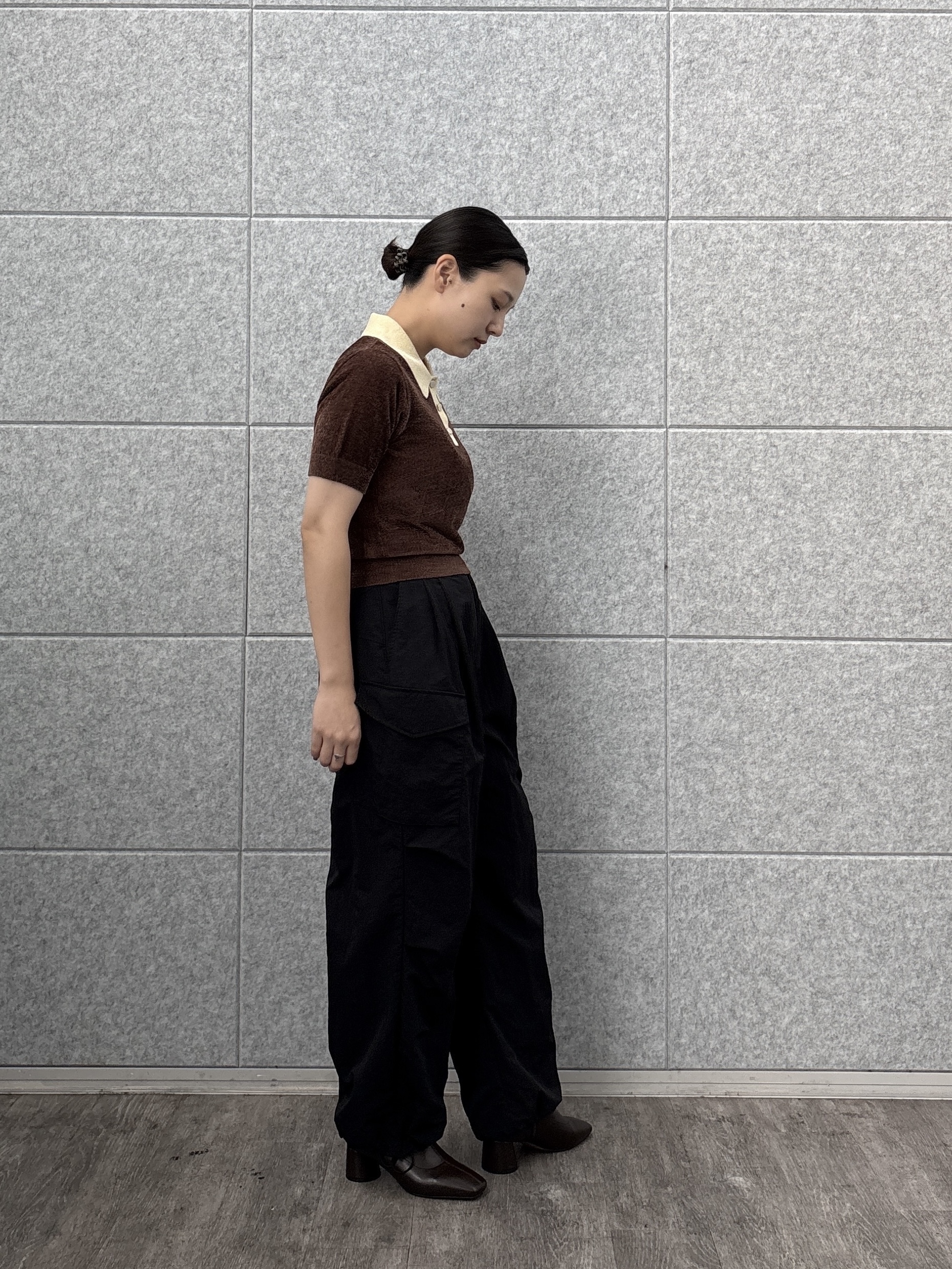 ayanoさんの「INDIVI｜バイカラーモールポロニット」を使ったコーディネート