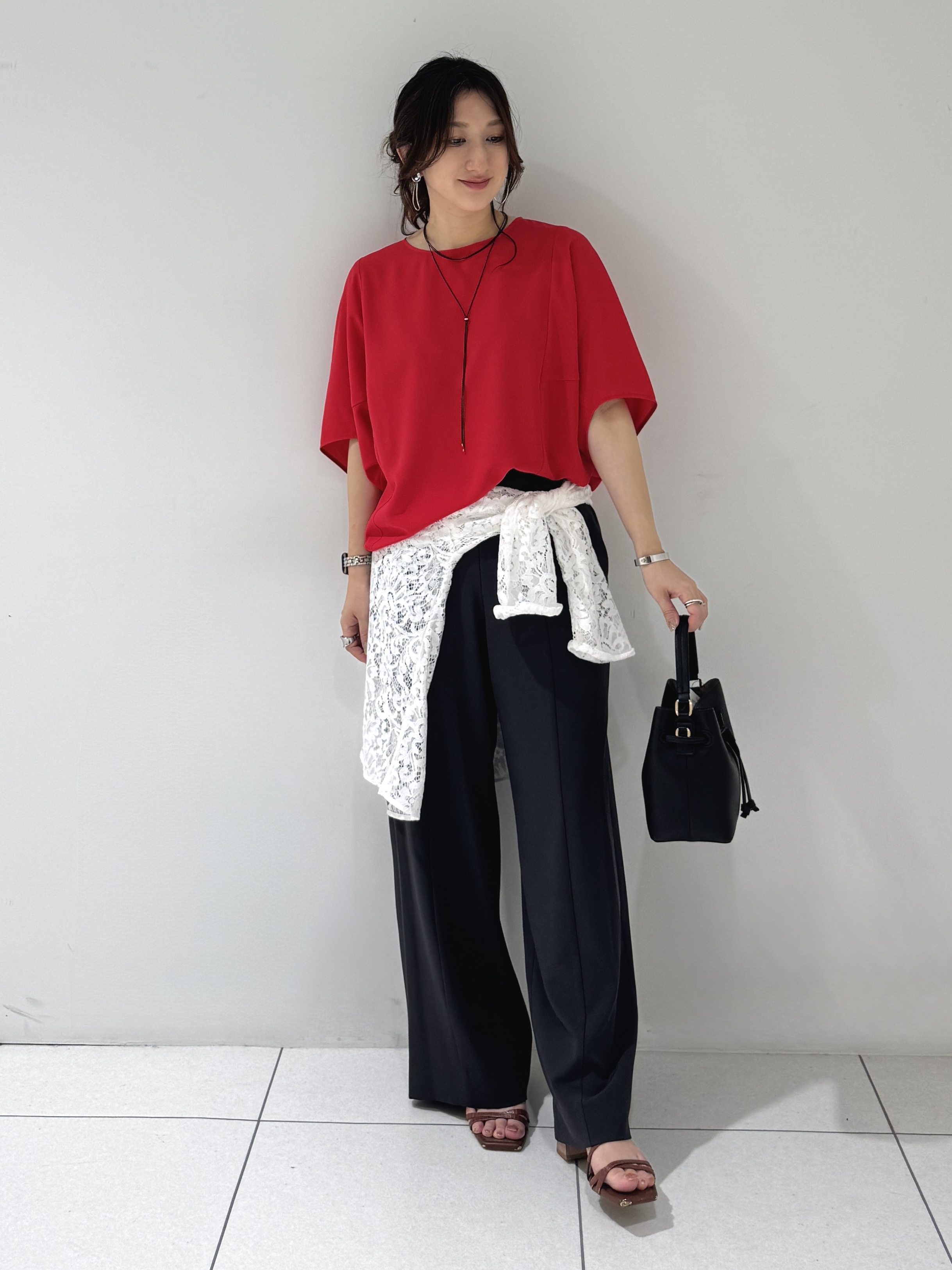 そんさんの「INDIVI｜【洗える／UVケア】ジョーゼットドルマンブラウス」を使ったコーディネート