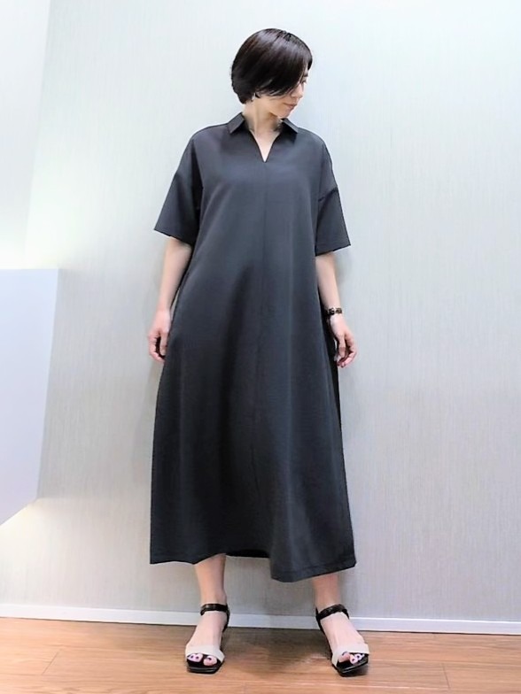 ミズタさんの「UNTITLED｜【初秋も活躍/UVカット/接触冷感】エアリークールワンピース」を使ったコーディネート