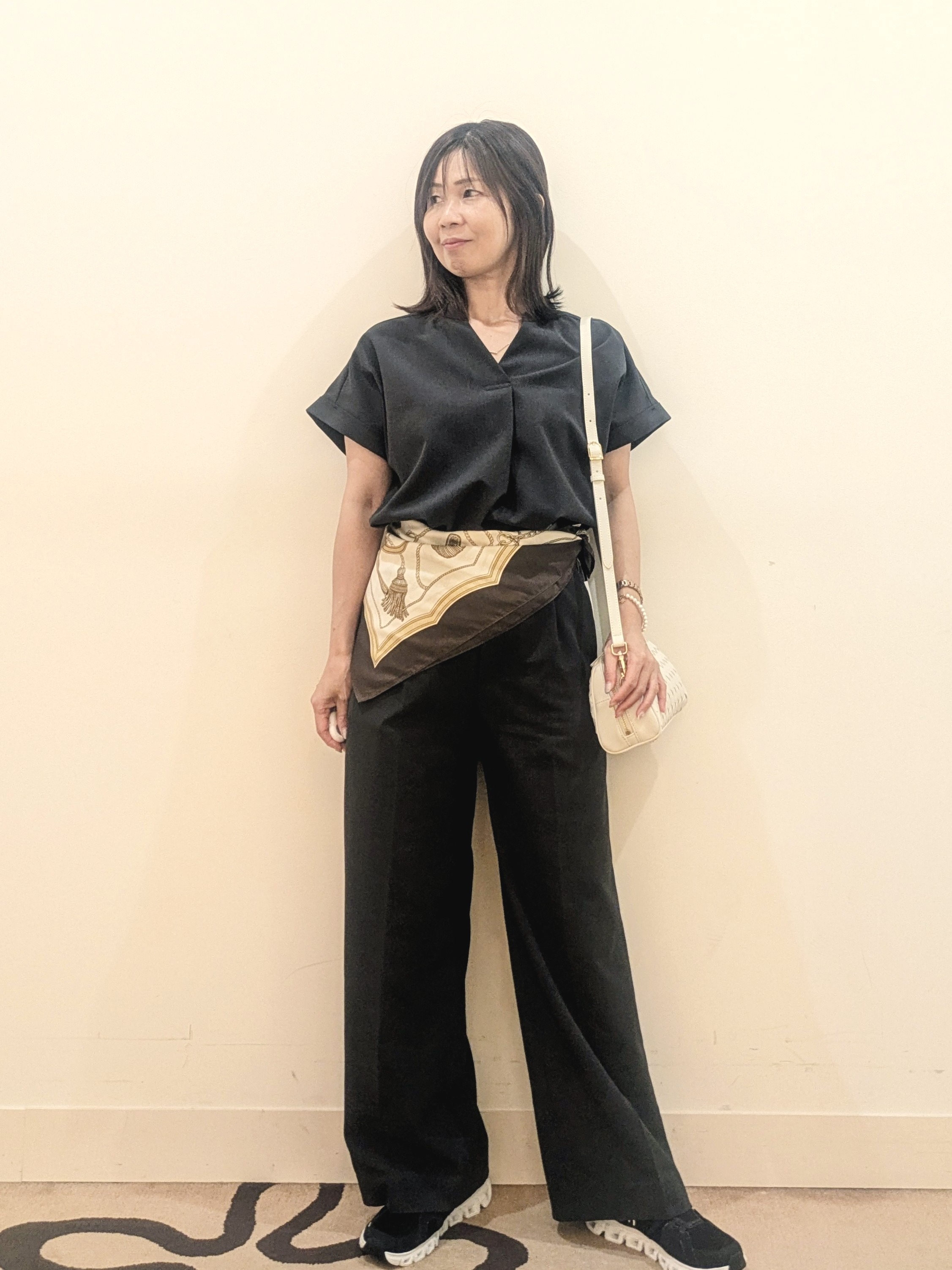 laverさんの「UNTITLED｜【セットアップ可/UVカット】エアリークールブラウス」を使ったコーディネート