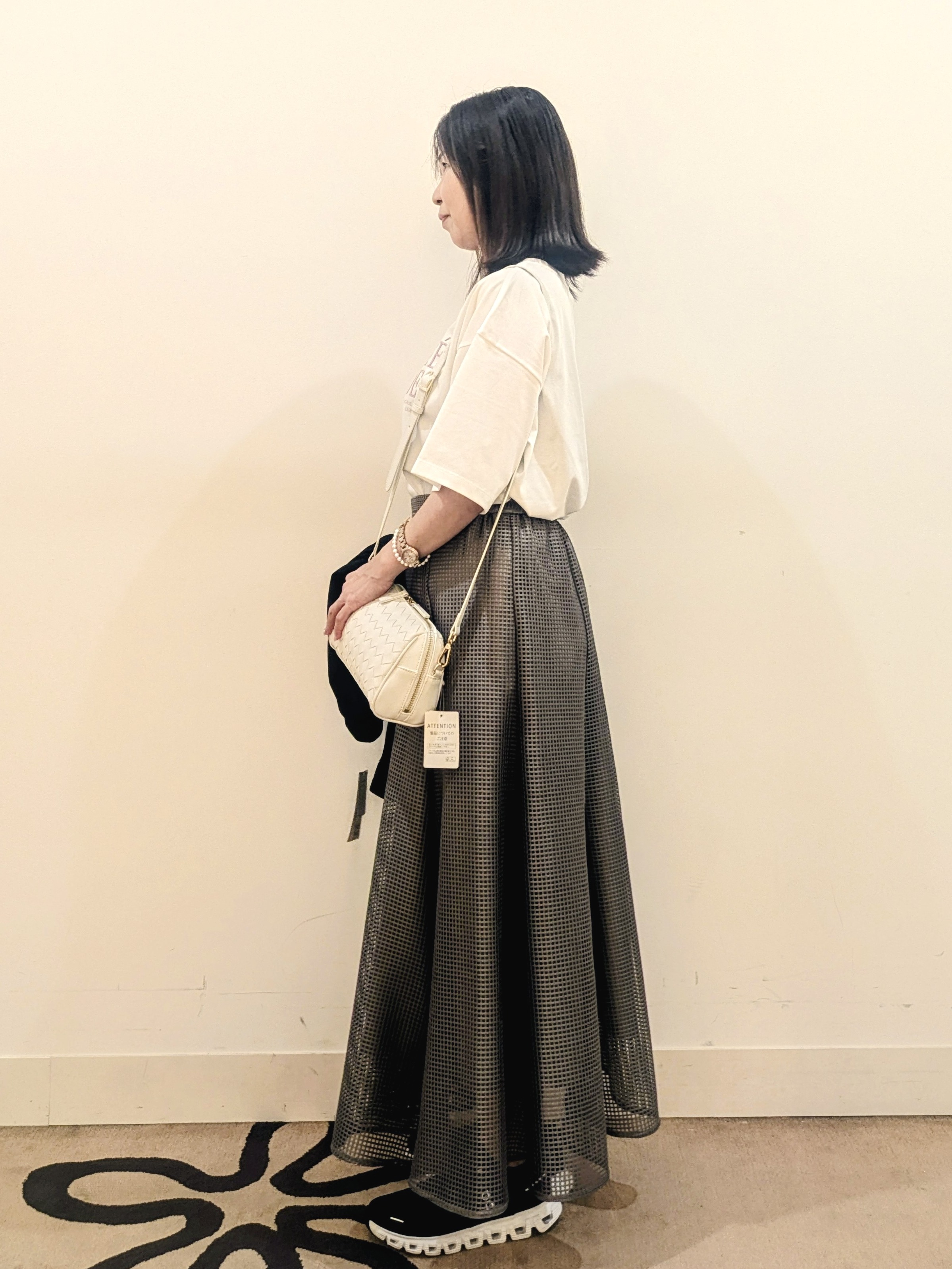 laverさんの「UNTITLED｜ベロアプリントロゴT」を使ったコーディネート