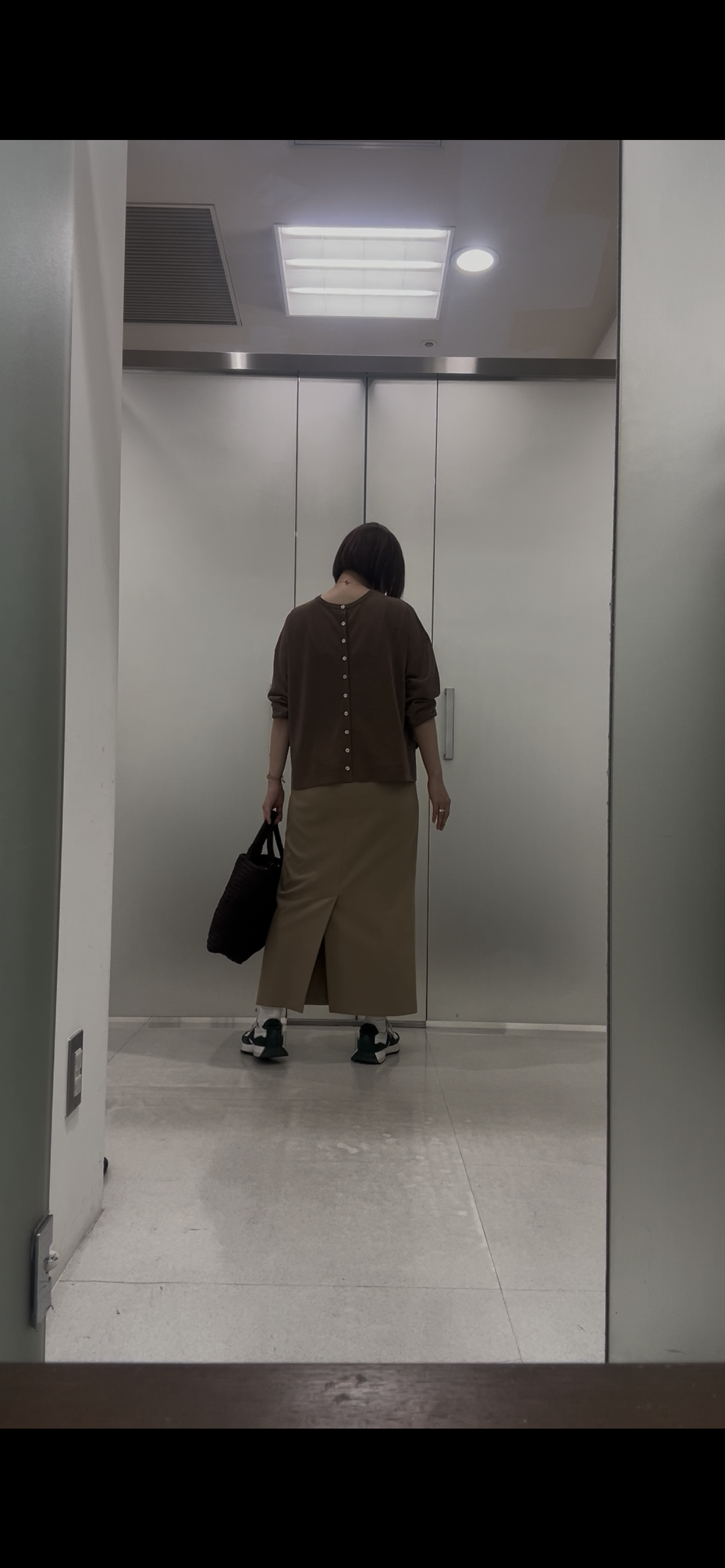 まどかさんの「UNTITLED｜【アンサンブル可/秋羽織り/シアー】前後2WAYカーディガン」を使ったコーディネート