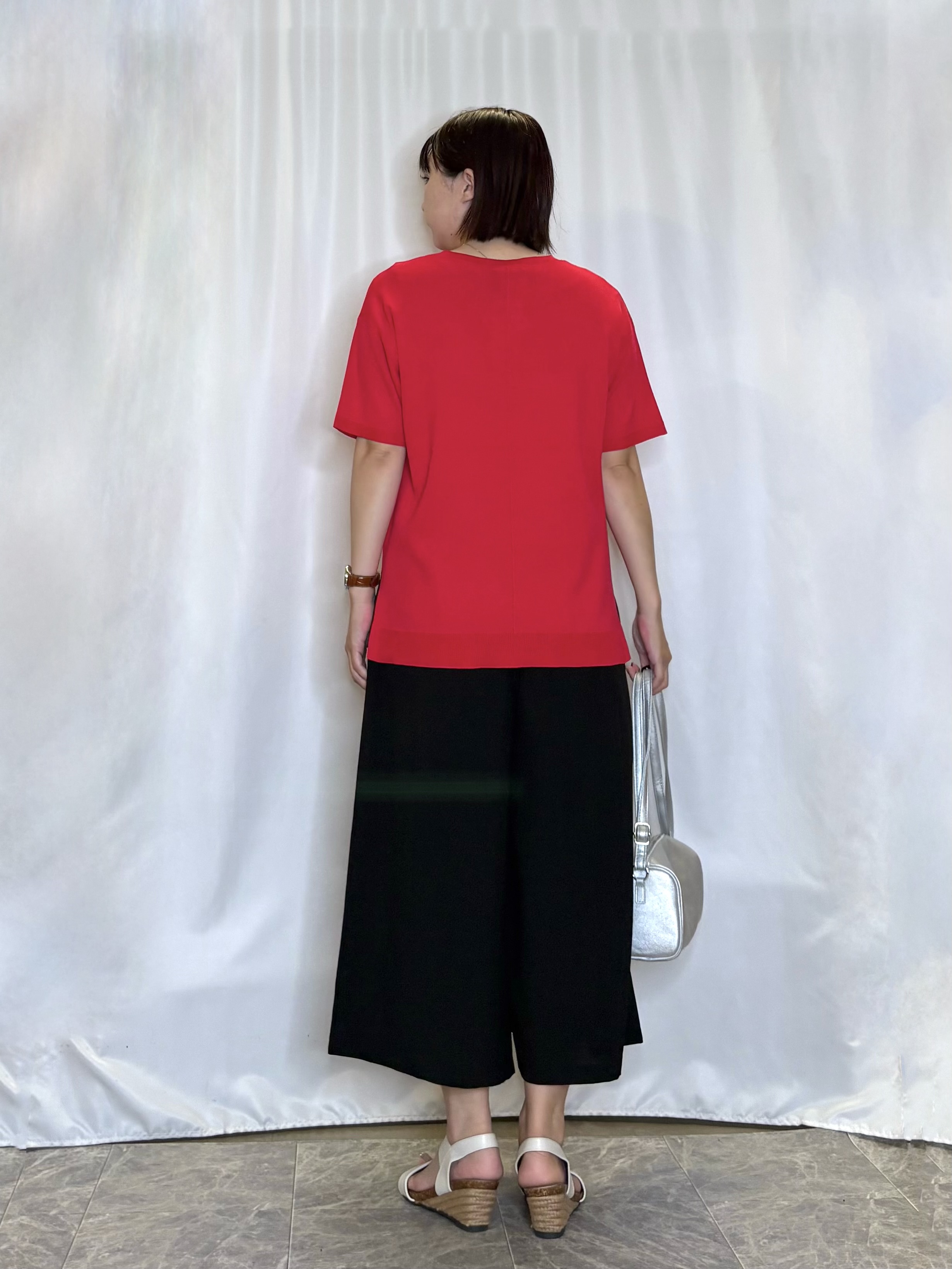 ネリさんの「SHOO･LA･RUE｜【UV/洗濯機可/S-LL】毛玉になりにくい シャツレイヤード風でこなれ見え 半袖ニット」を使ったコーディネート