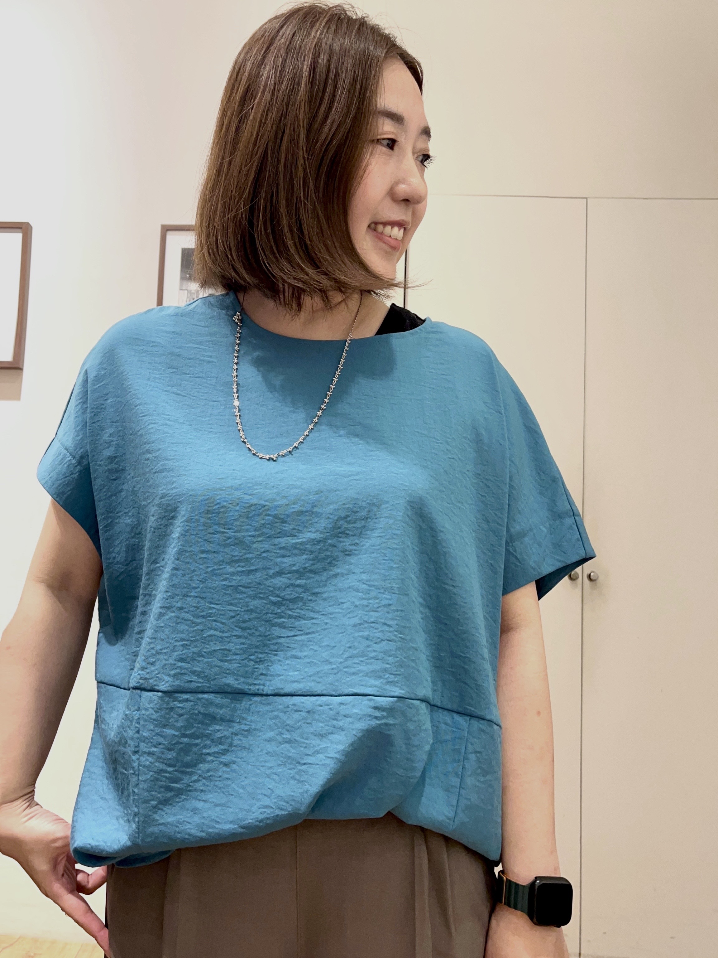 harusakuさんの「SHOO･LA･RUE｜【洗濯機可/セットアップ可】軽凛(かろりん) シンプル上品 ひんやり切替コクーントップス」を使ったコーディネート