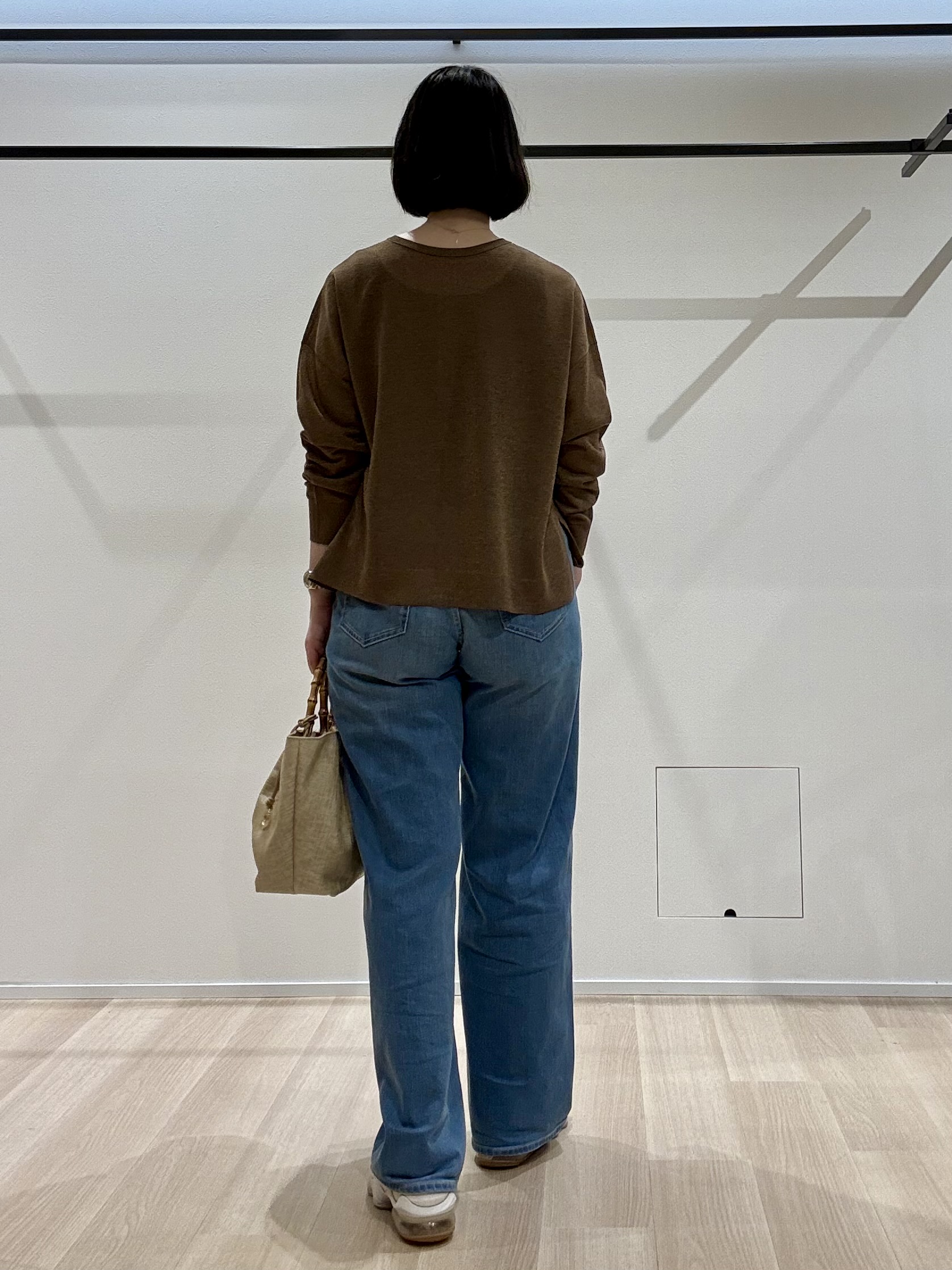yさんの「UNTITLED｜【アンサンブル可/秋羽織り/シアー】前後2WAYカーディガン」を使ったコーディネート