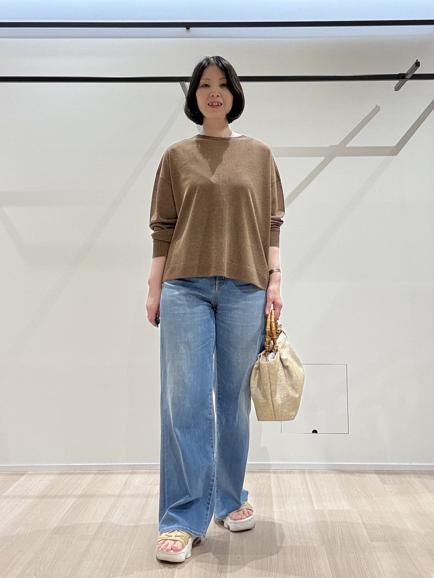 yさんの「UNTITLED｜【アンサンブル可/秋羽織り/シアー】前後2WAYカーディガン」を使ったコーディネート