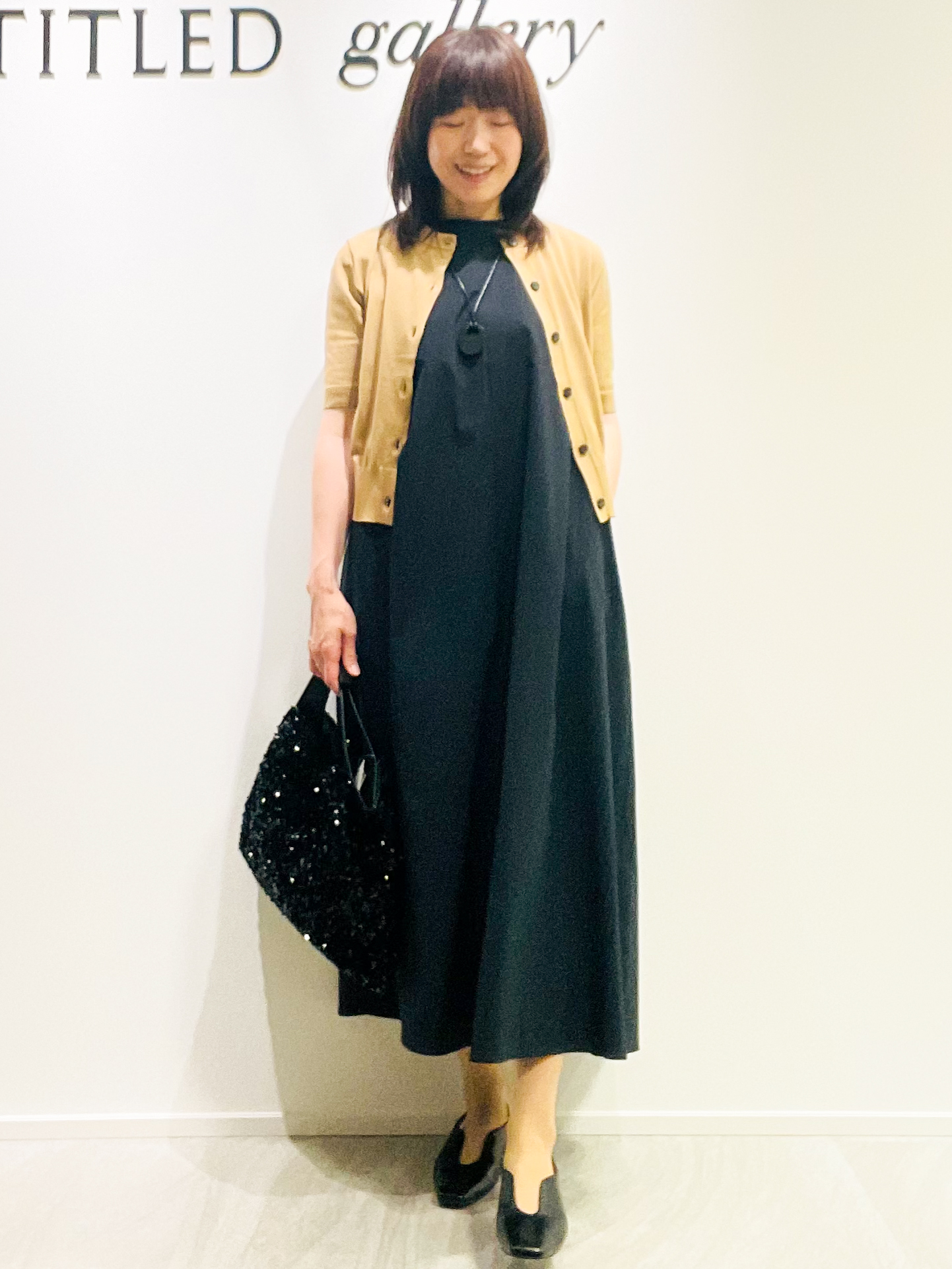 めいさんの「UNTITLED｜【すっきり秋羽織り/前開きボタン】ドライタッチ5分袖カーディガン」を使ったコーディネート
