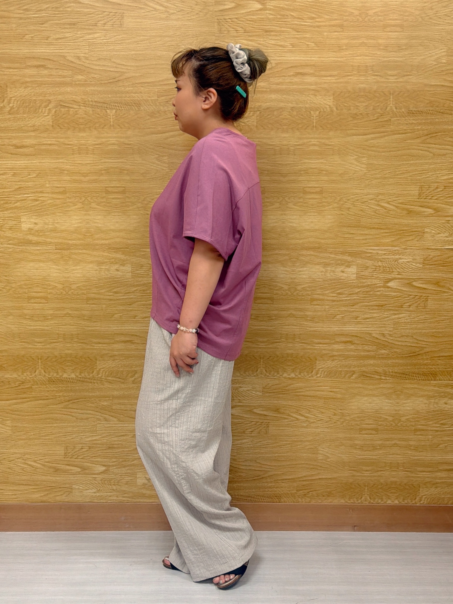 ぁむさんの「SHOO･LA･RUE｜【洗濯機可/体型カバー】インせず着られる 上品見えのドルマントップス」を使ったコーディネート