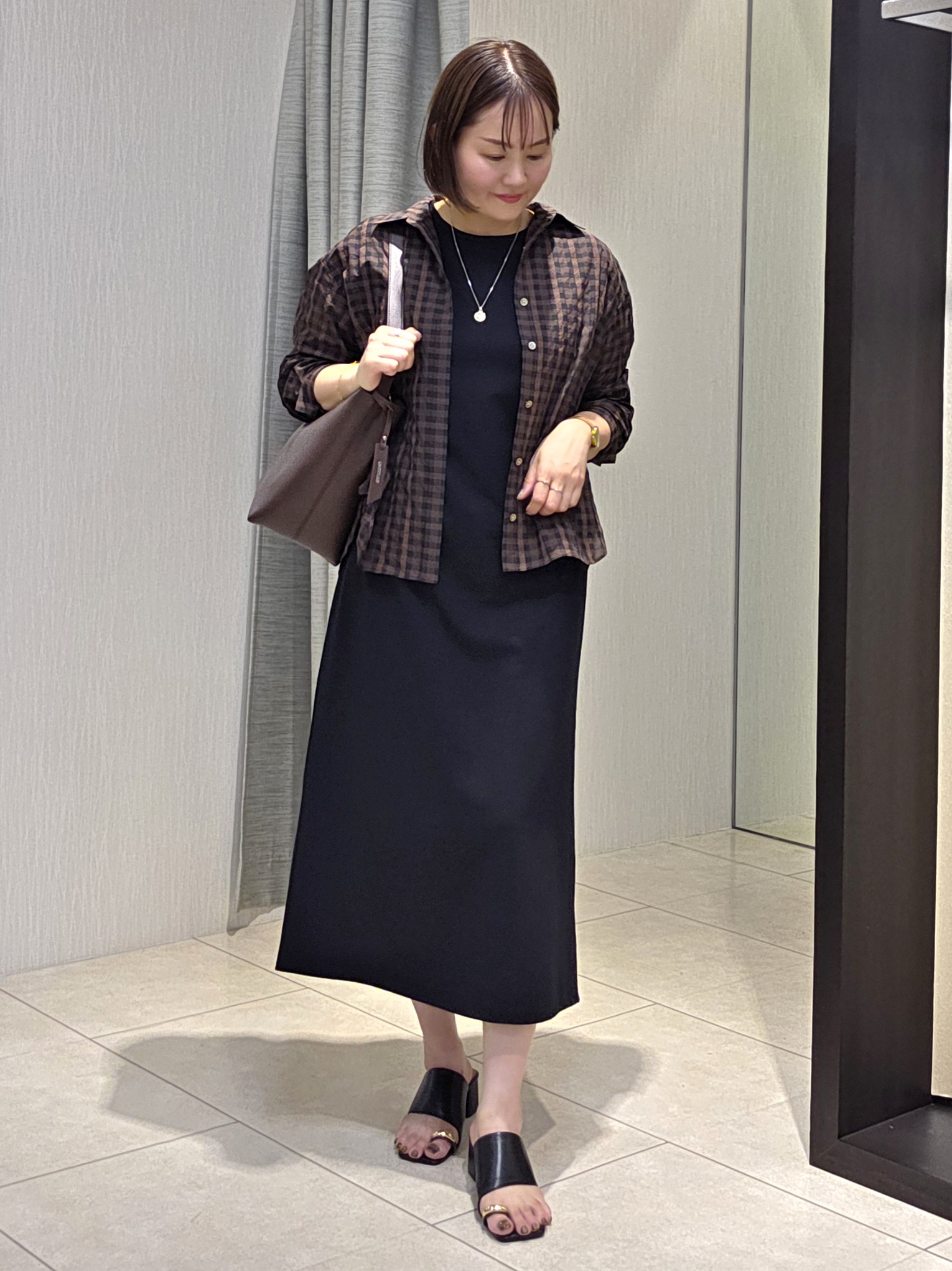 naokoさんの「UNTITLED｜【秋映え/羽織り】シアーチェックシャツブラウス」を使ったコーディネート