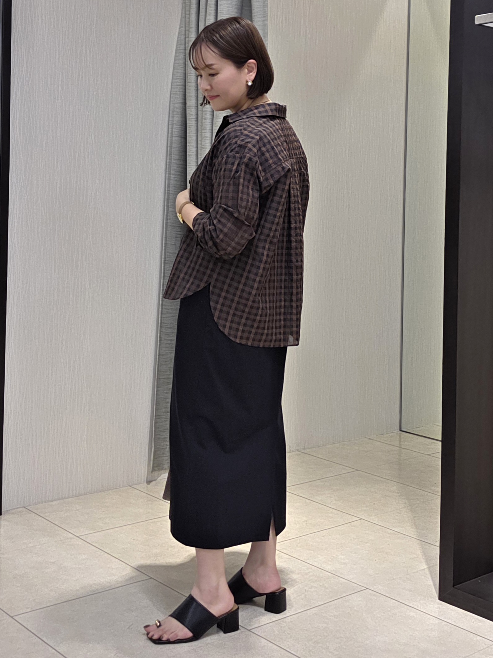 naokoさんの「UNTITLED｜【秋映え/羽織り】シアーチェックシャツブラウス」を使ったコーディネート