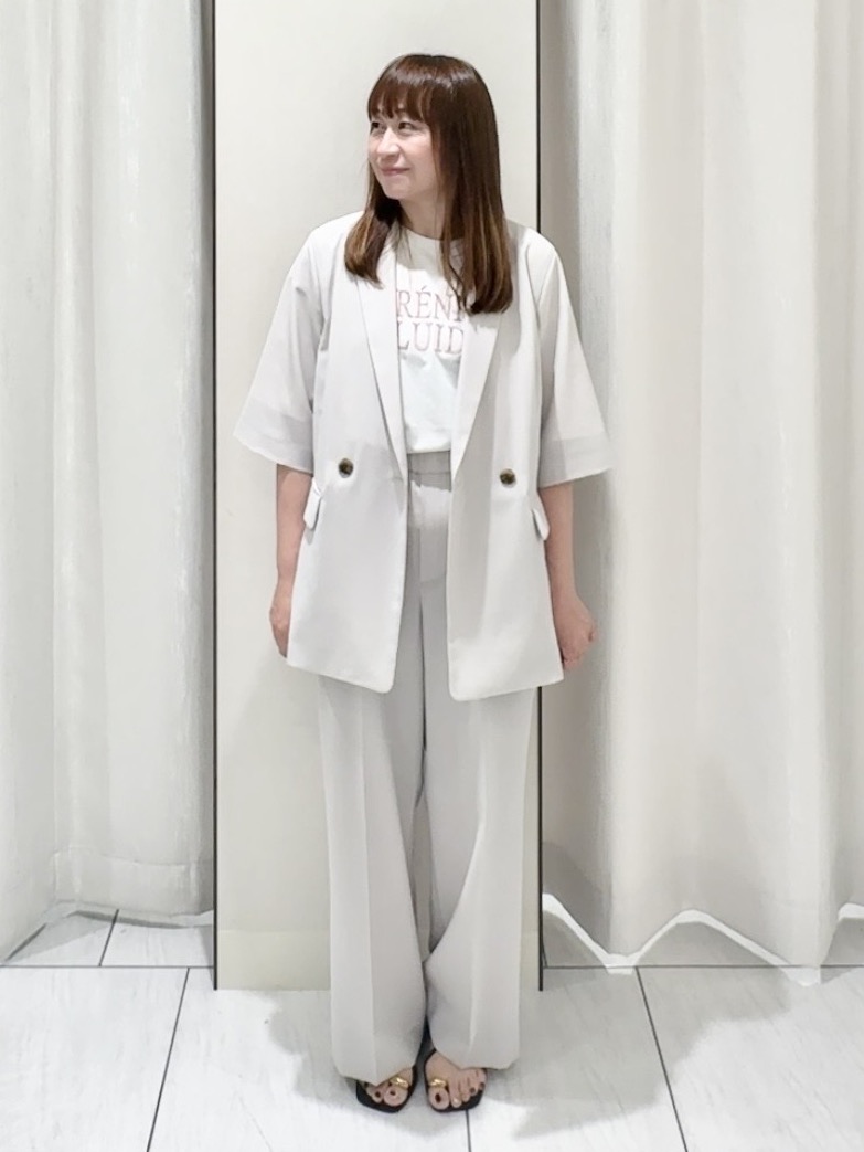 ʏᴜᴋɪᴋᴏさんの「UNTITLED｜【秋の通勤羽織/セットアップ可/UVカット】エアリークール半袖ジャケット」を使ったコーディネート