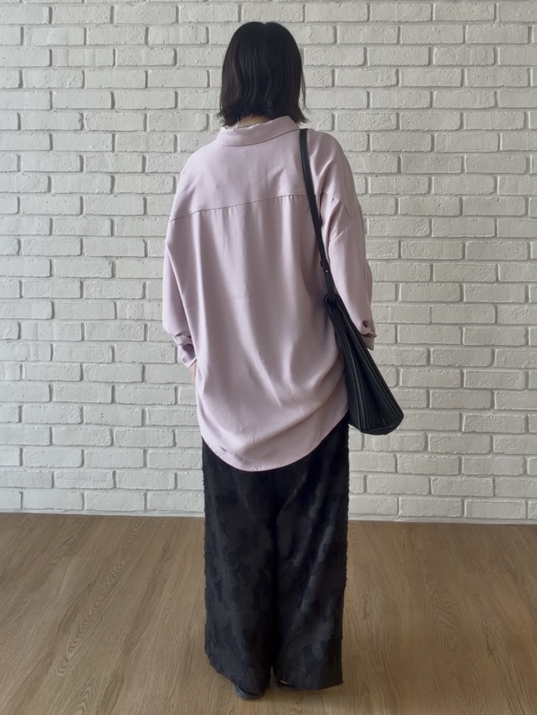 abeさんの「tk.TAKEO KIKUCHI｜【選べる7色】トロミドレープカラーシャツ/トロミ/梨地/7色/レギュラーカラー/長袖」を使ったコーディネート