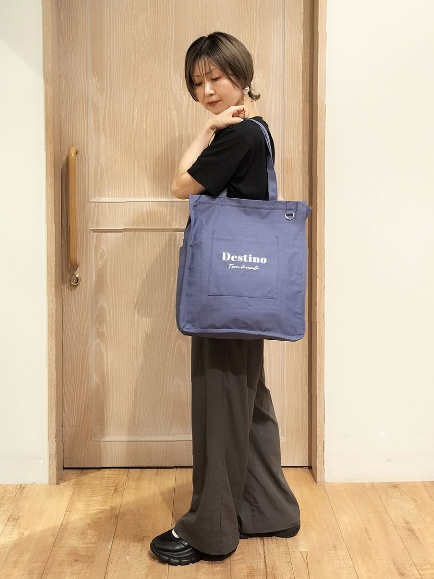 YUKIさんの「SHOO･LA･RUE｜【体型カバー/S-LL/洗濯機可】インせず着られる 異素材ドッキングTシャツ」を使ったコーディネート