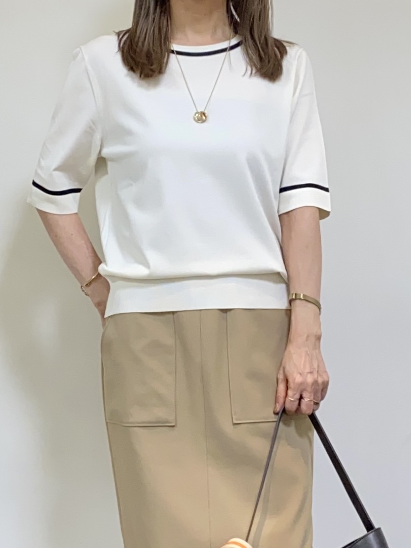tomoさんの「UNTITLED｜【アンサンブル可能/秋羽織り】コンパクトニットカーディガン」を使ったコーディネート