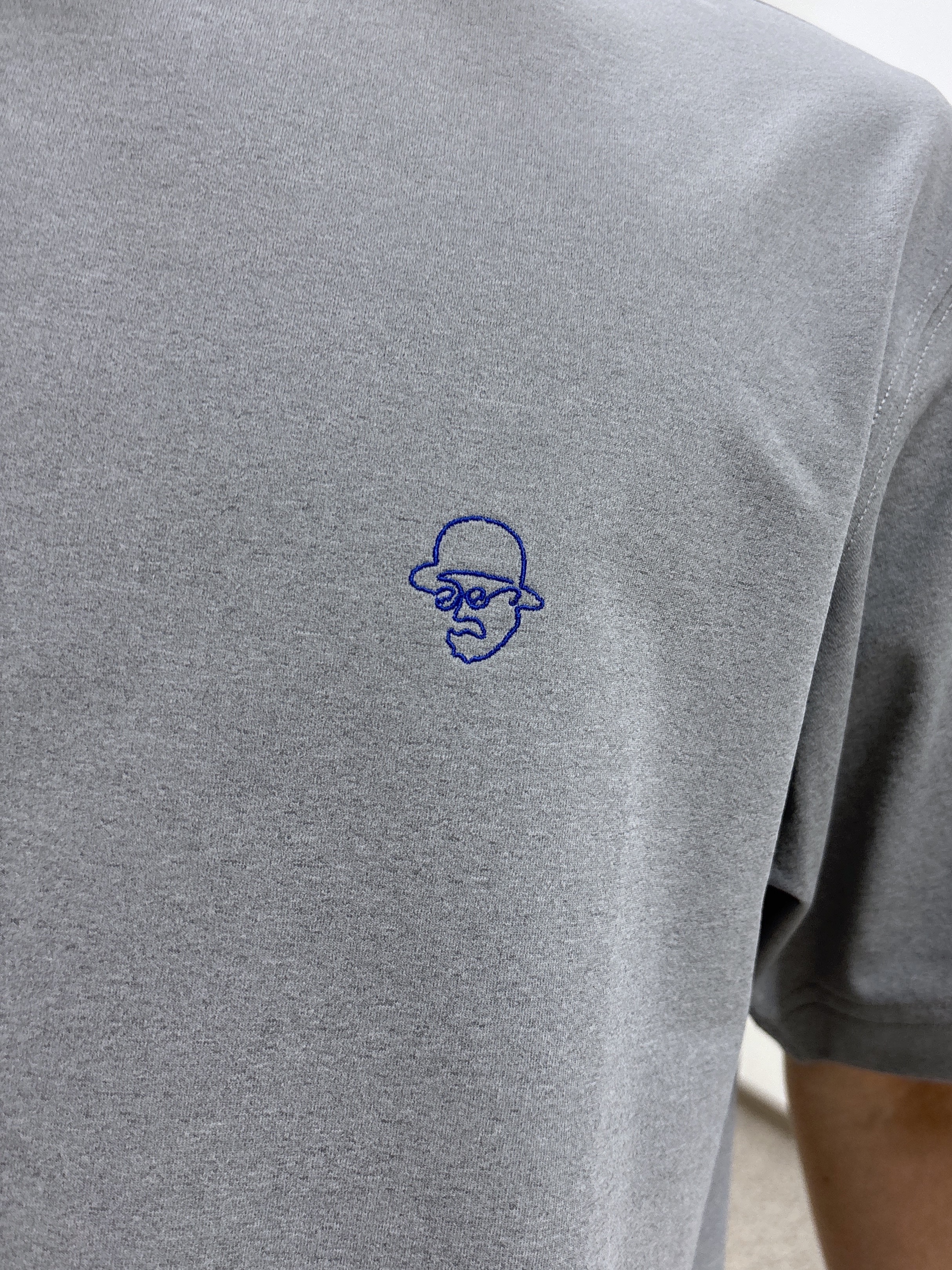 KEIさんの「TAKEO KIKUCHI｜【汗染み軽減/接触冷感】フェイクレイヤード ワンポイント刺繍Ｔシャツ」を使ったコーディネート