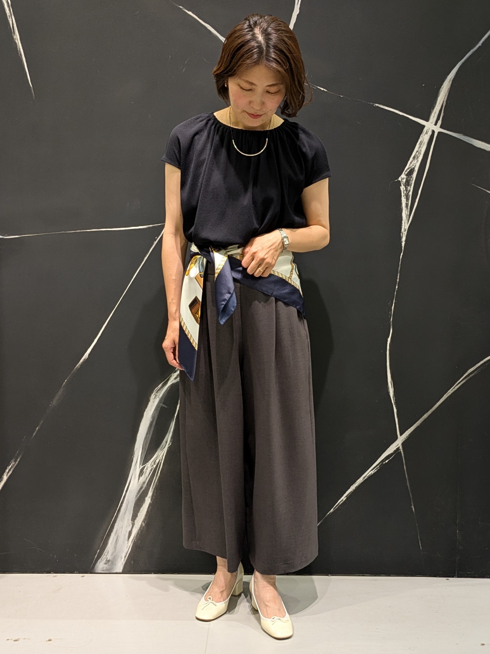 ｎｏｒｉさんの「COUP DE CHANCE｜【手洗い可／日本製】フレンチスリーブトップス」を使ったコーディネート