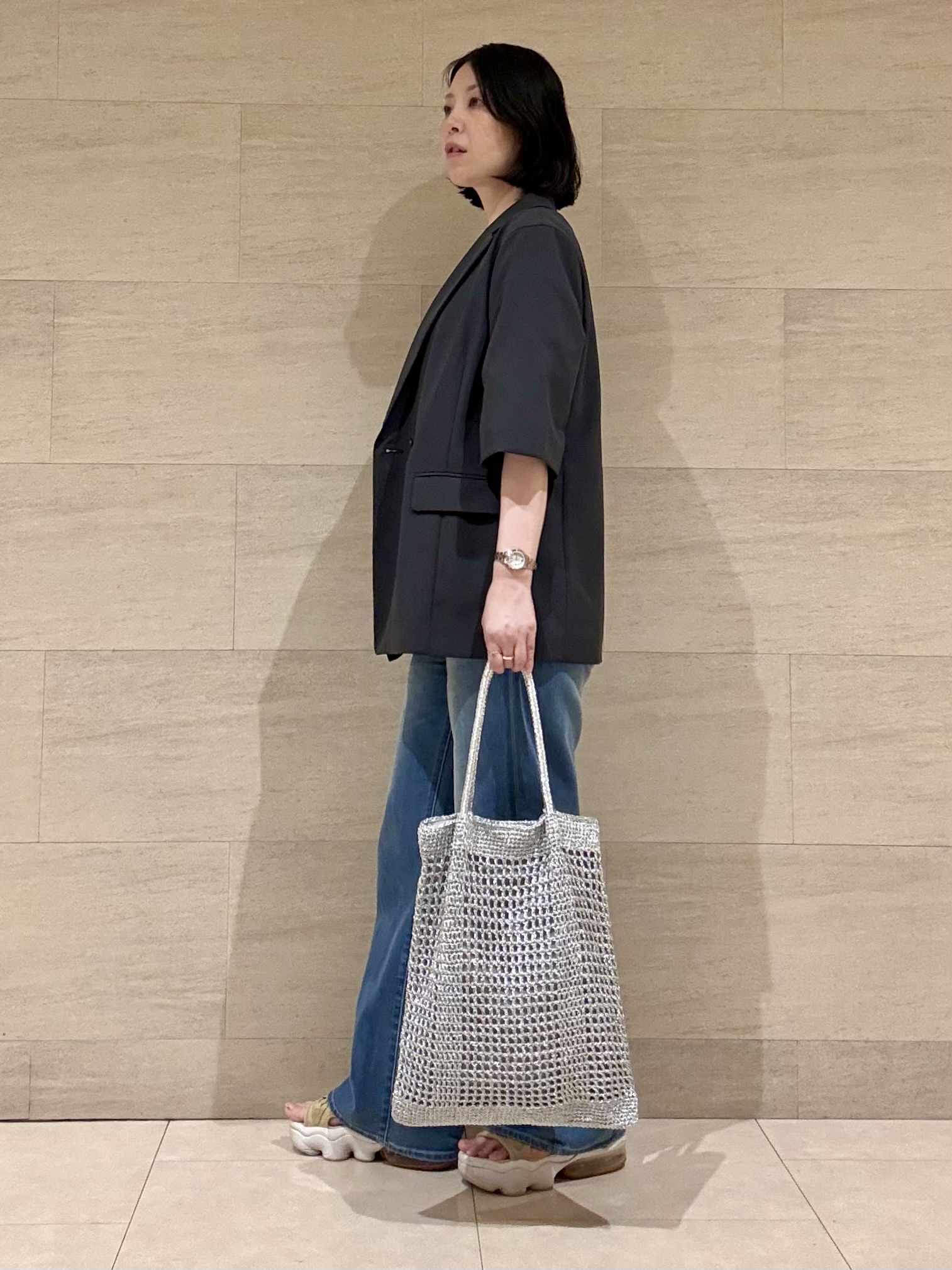 yさんの「UNTITLED｜【秋の通勤羽織/セットアップ可/UVカット】エアリークール半袖ジャケット」を使ったコーディネート