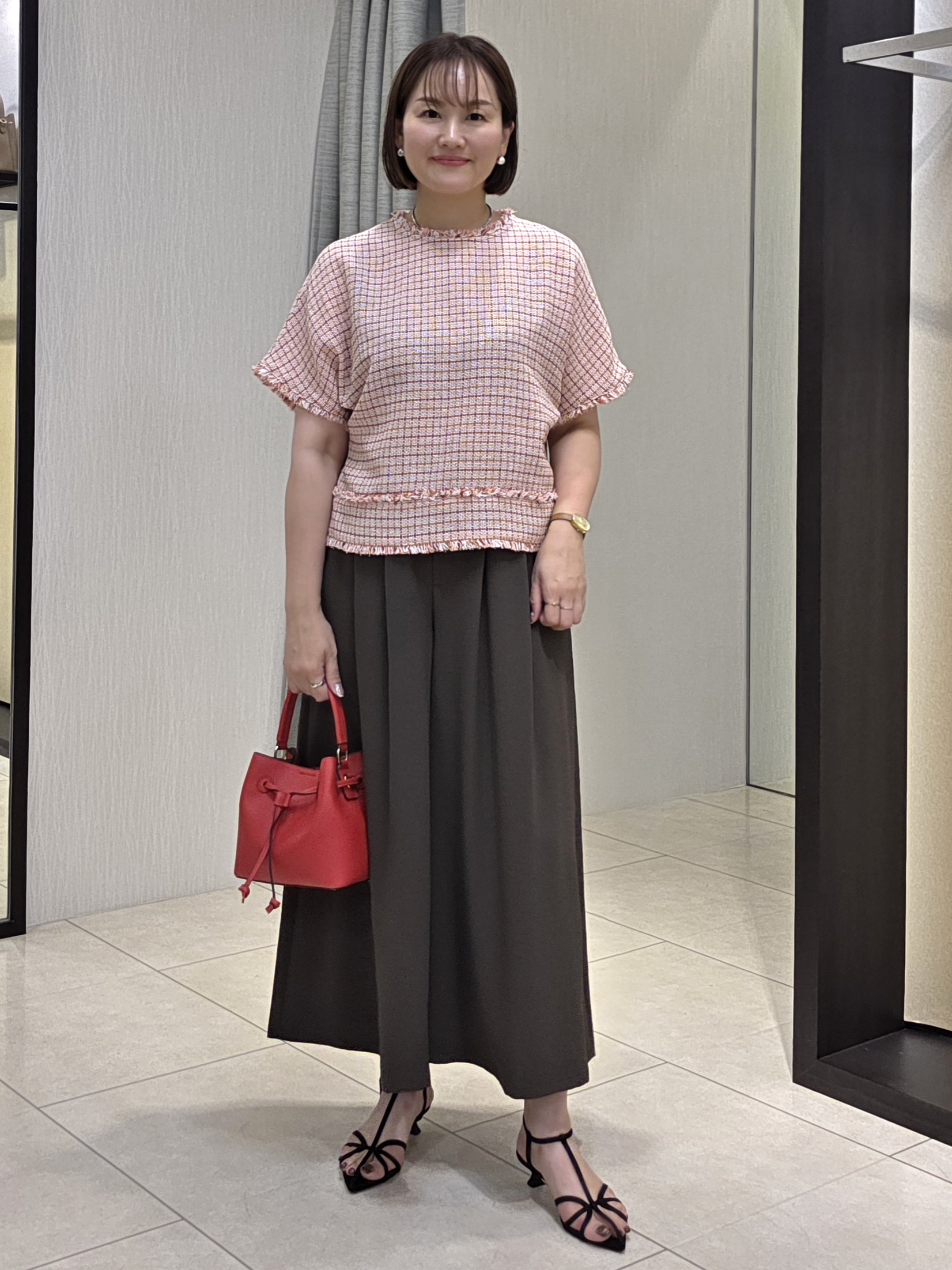 naokoさんの「UNTITLED｜◆ファンシーツイードブラウス」を使ったコーディネート
