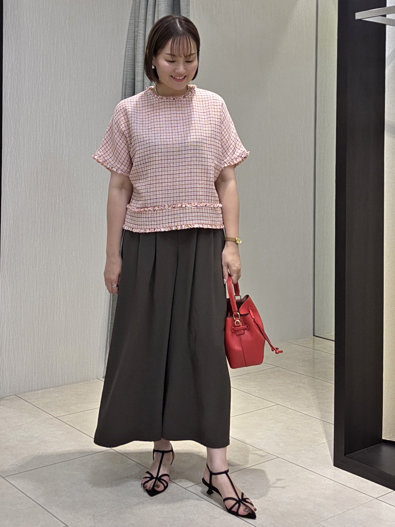 naokoさんの「UNTITLED｜◆ファンシーツイードブラウス」を使ったコーディネート