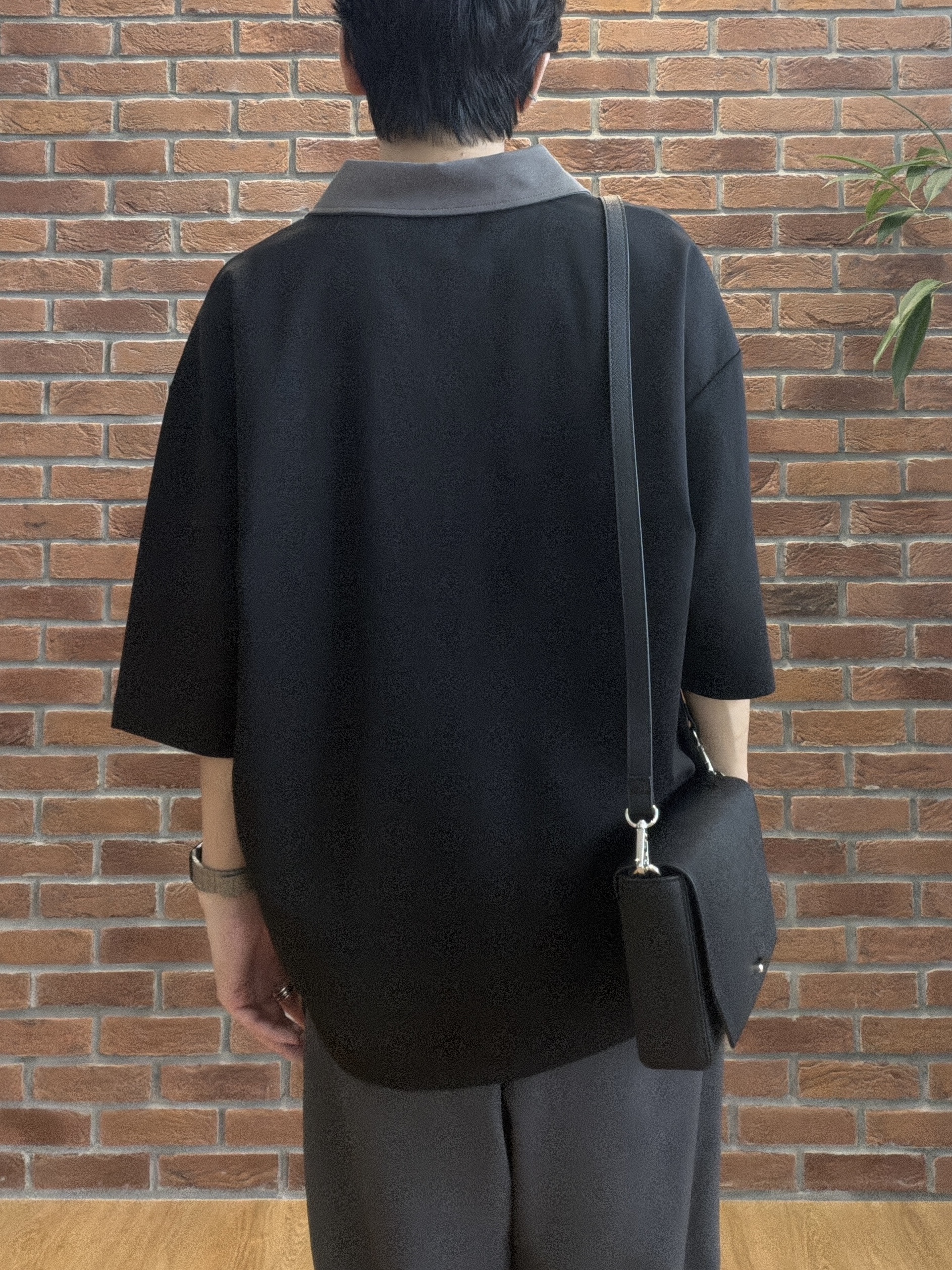 ドイさんの「tk.TAKEO KIKUCHI｜◆【防シワ／ストレッチ/セット対応可】smart shiftシリーズ バレルシルエットパンツ」を使ったコーディネート