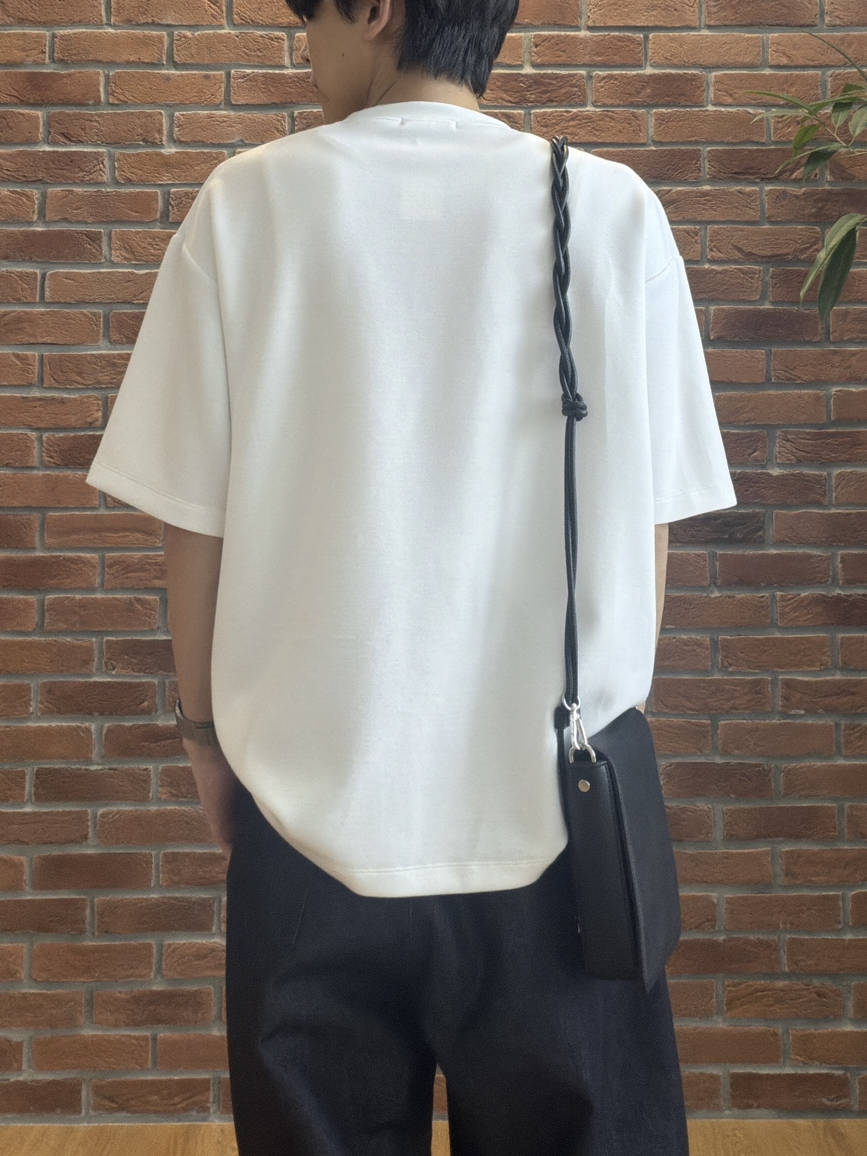 ドイさんの「tk.TAKEO KIKUCHI｜【色褪せしにくいデニム】Comfy Fadeless Denim Seriesワイドストレートデニム」を使ったコーディネート
