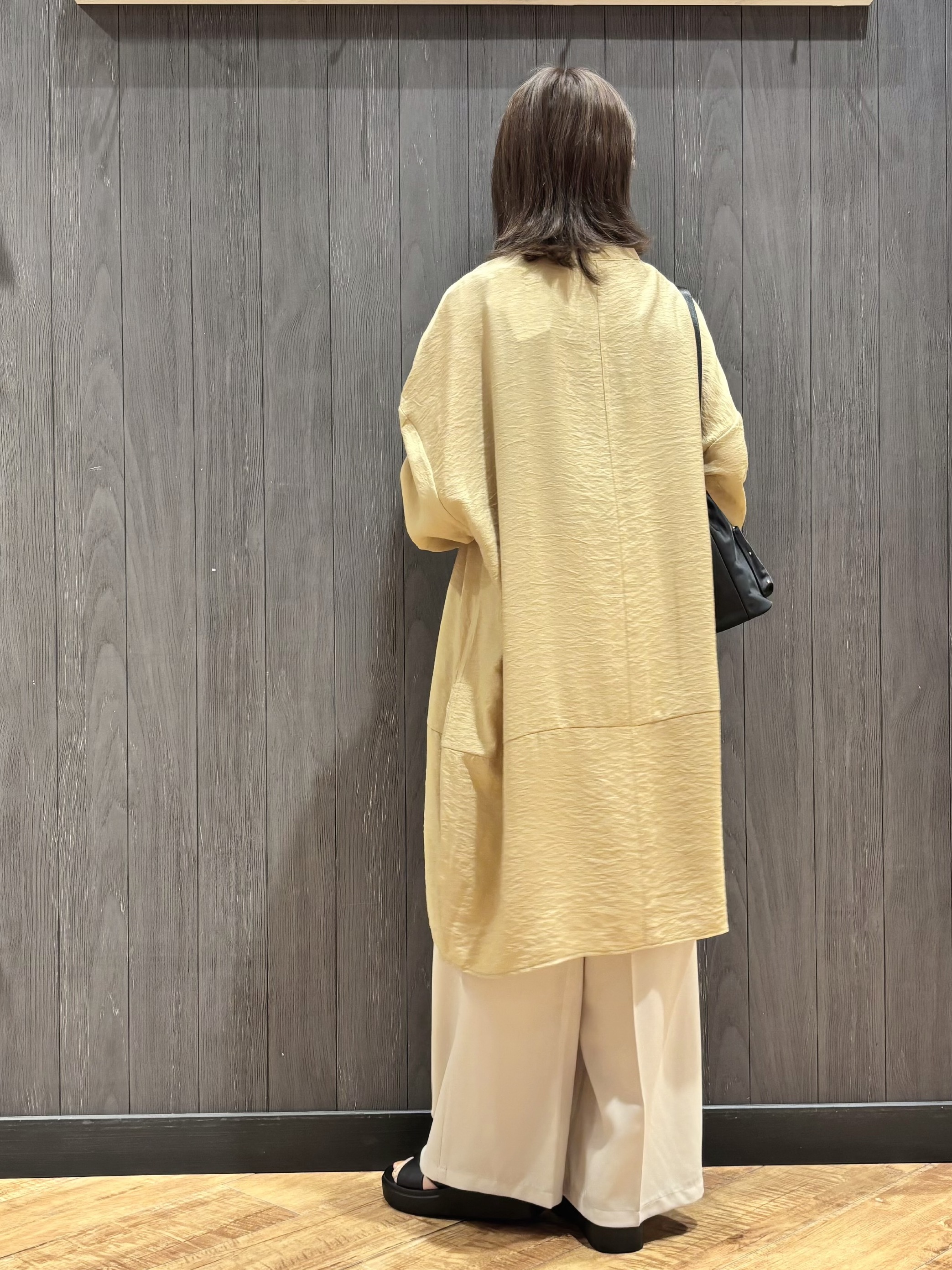 meiさんの「SHOO･LA･RUE｜【S-LL/洗濯後しわになりにくい】ゆるっと体型カバー 7分袖コクーンチュニック」を使ったコーディネート