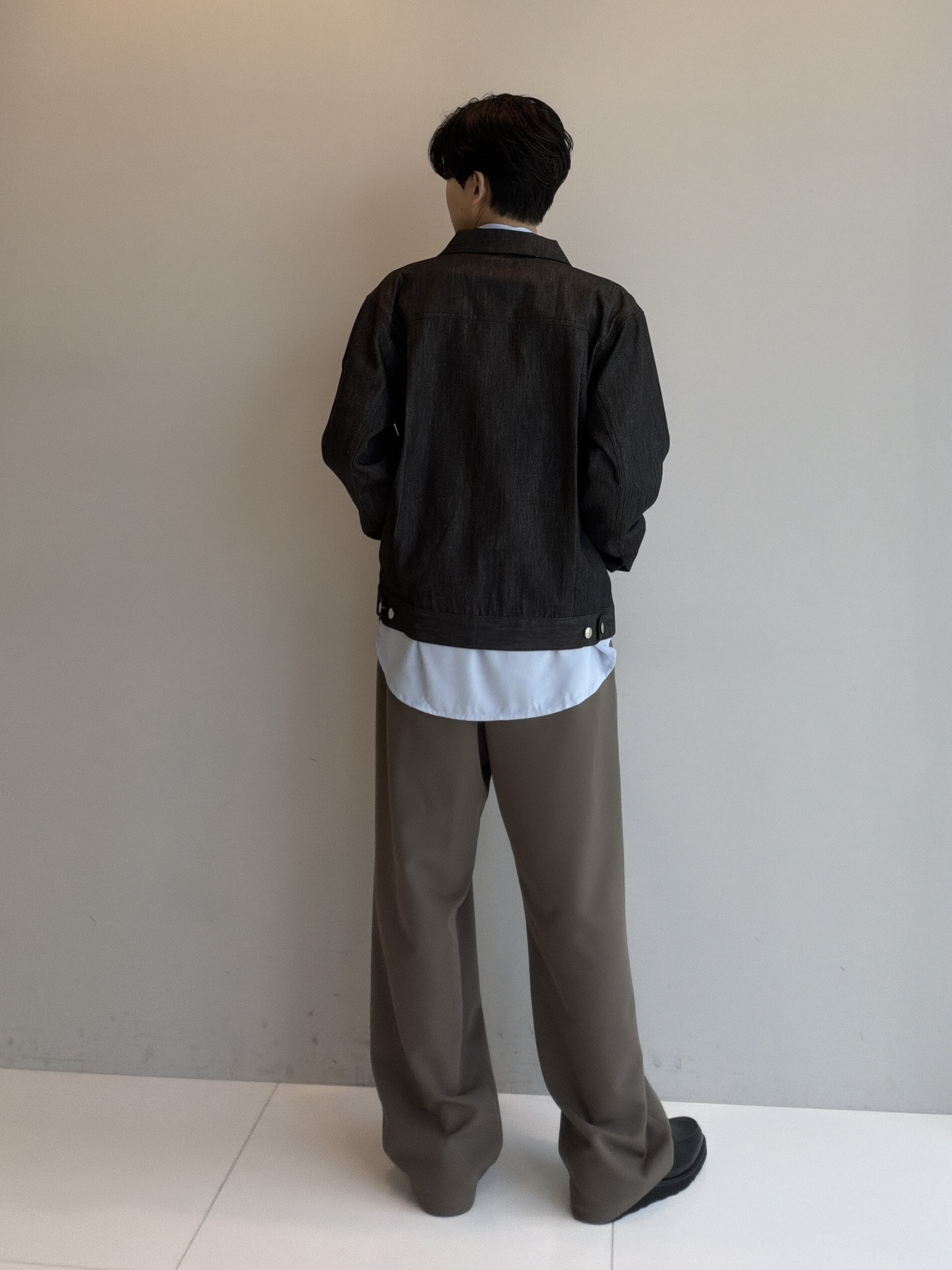 ドイさんの「tk.TAKEO KIKUCHI｜◆【防シワ／ストレッチ/セット対応可】smart shiftシリーズ バレルシルエットパンツ」を使ったコーディネート