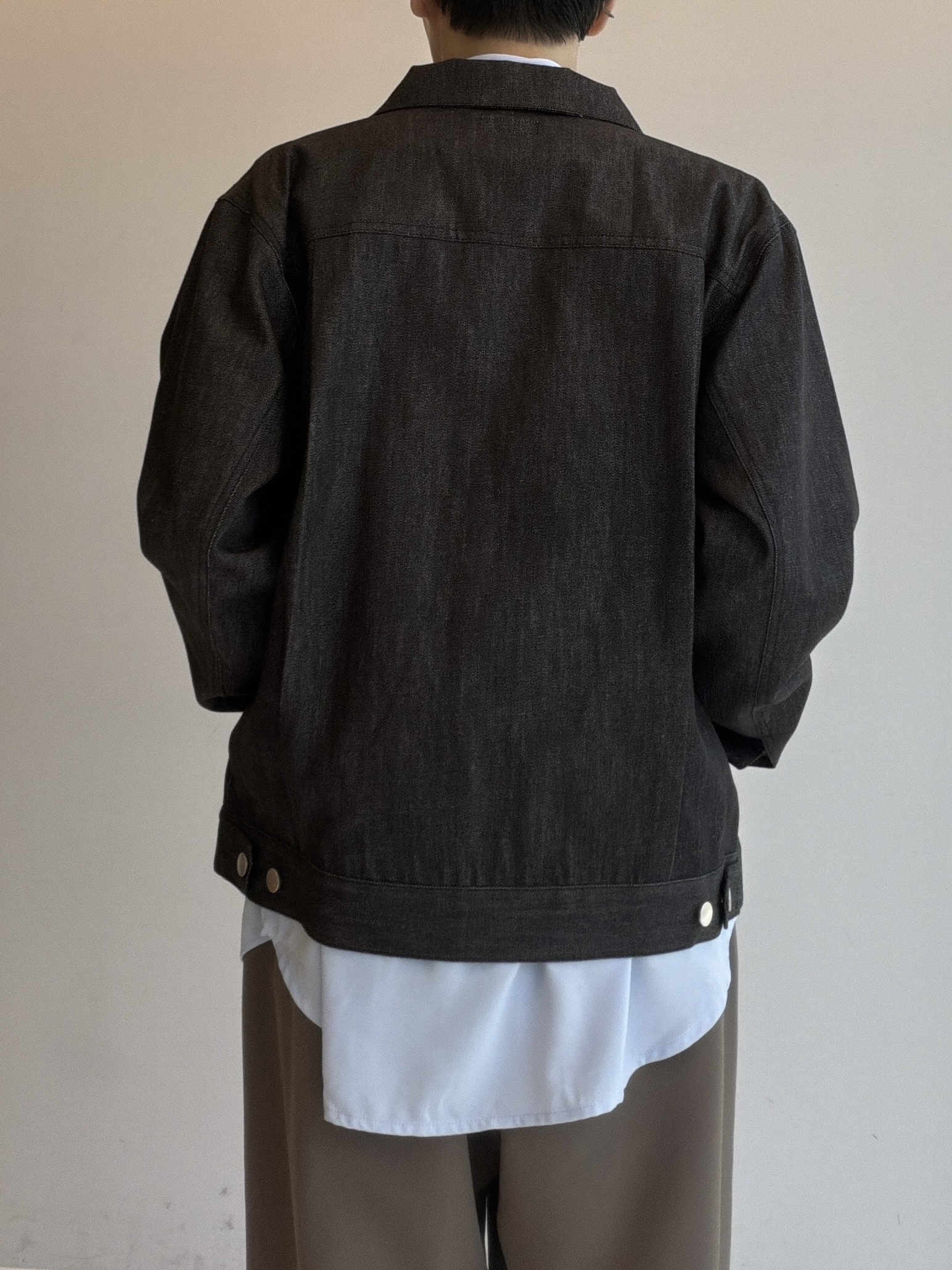 ドイさんの「tk.TAKEO KIKUCHI｜◆【防シワ／ストレッチ/セット対応可】smart shiftシリーズ バレルシルエットパンツ」を使ったコーディネート