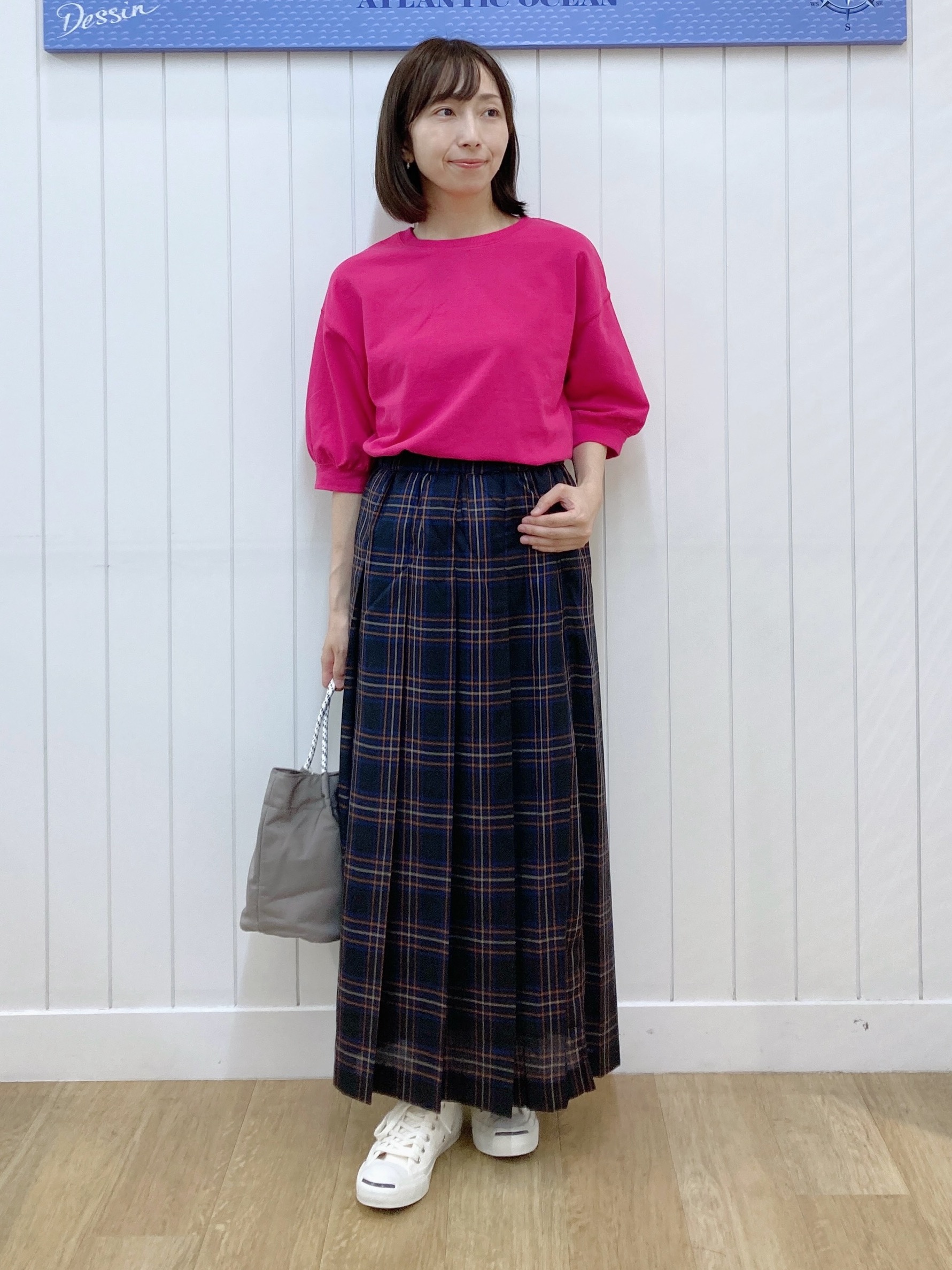 yoshiさんの「Dessin｜【高レビュー/洗える/XS-L】バックヘンリーミニ裏毛 5分袖」を使ったコーディネート