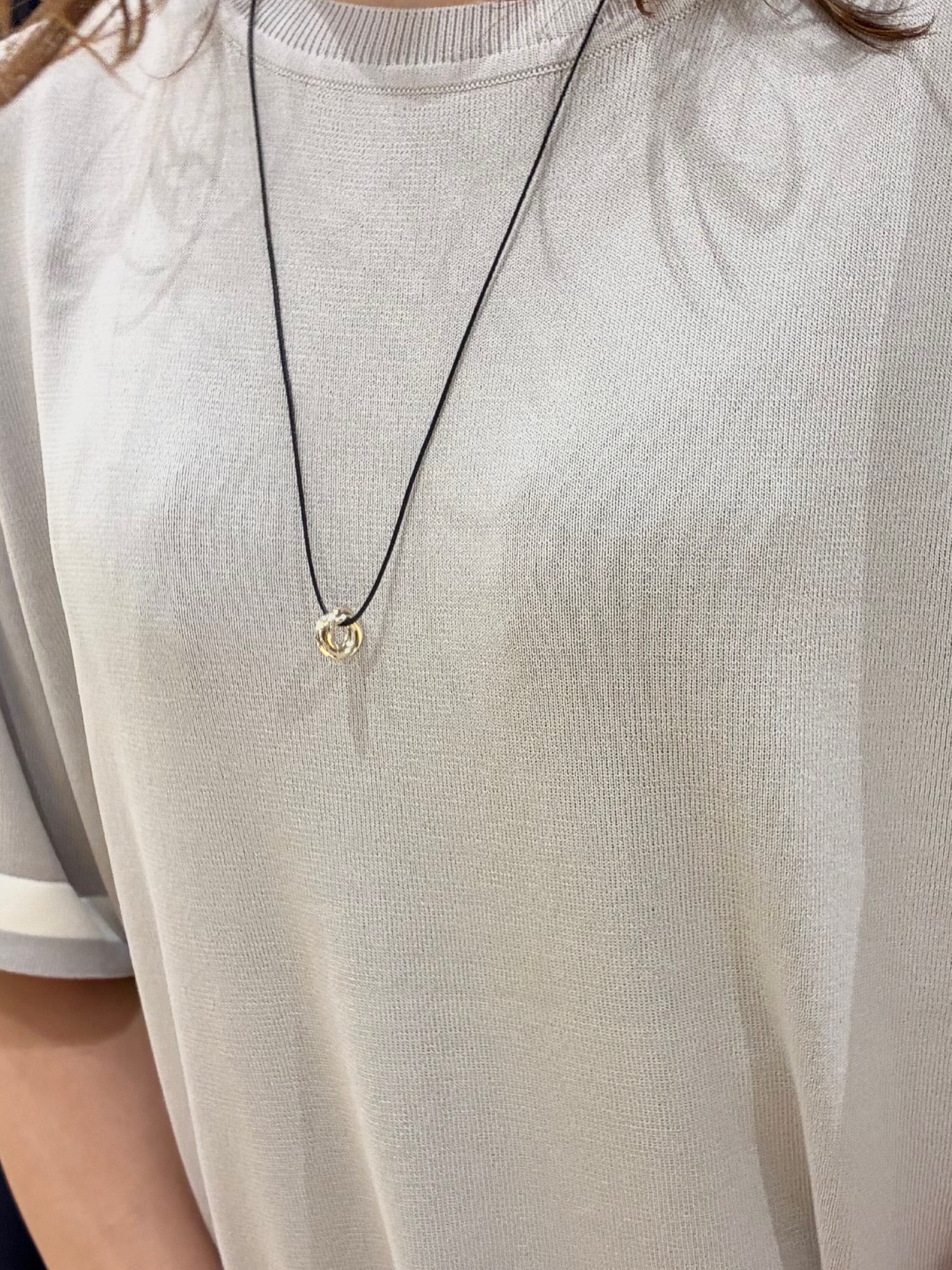 Orikaさんの「grove｜【シリーズ累計36万枚／UVカット・洗濯機OK】やわらかドライタッチレースドッキングニット」を使ったコーディネート