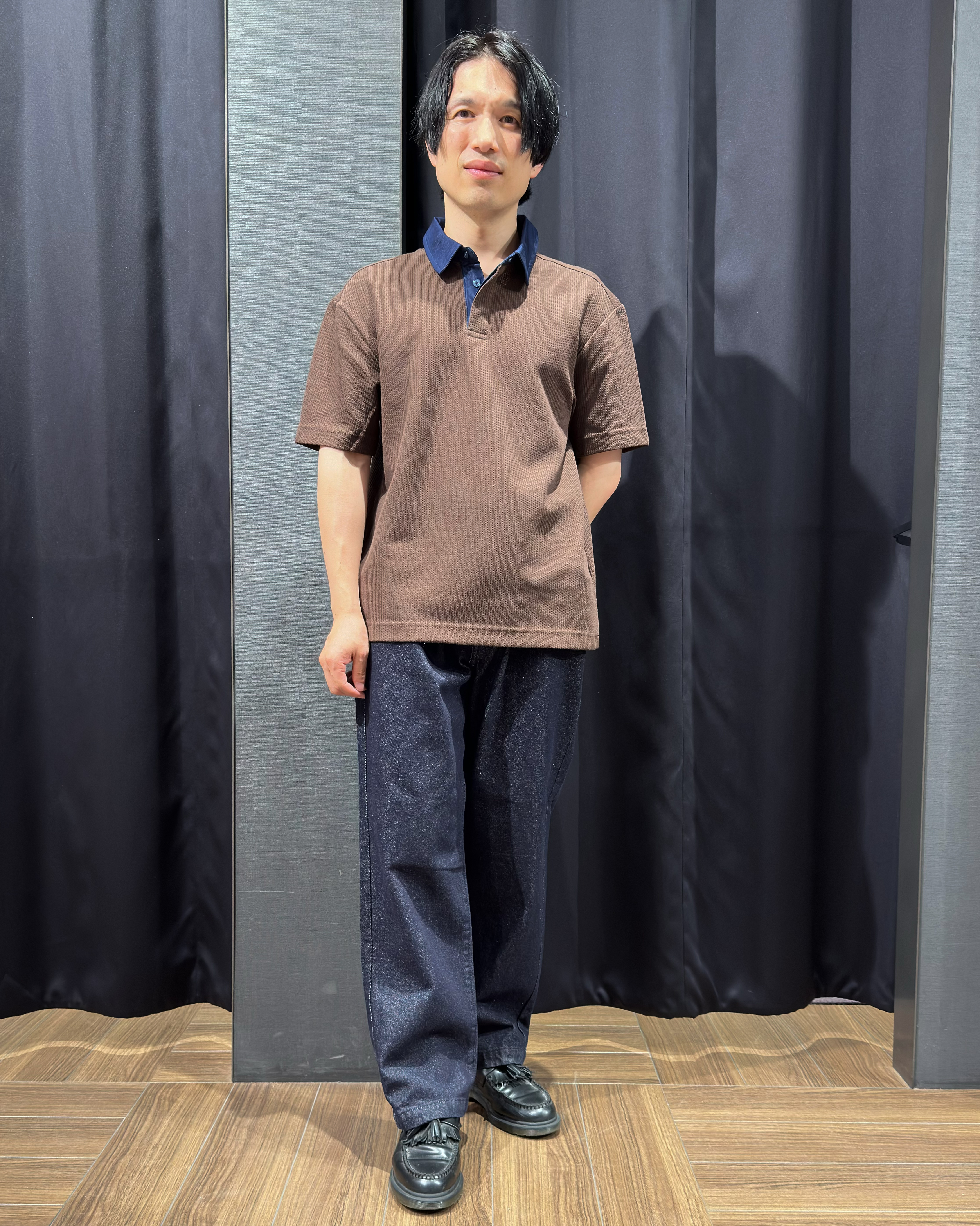 tomoyaさんの「THE SHOP TK｜【洗濯機OK】デニム襟 半袖ポロシャツ」を使ったコーディネート