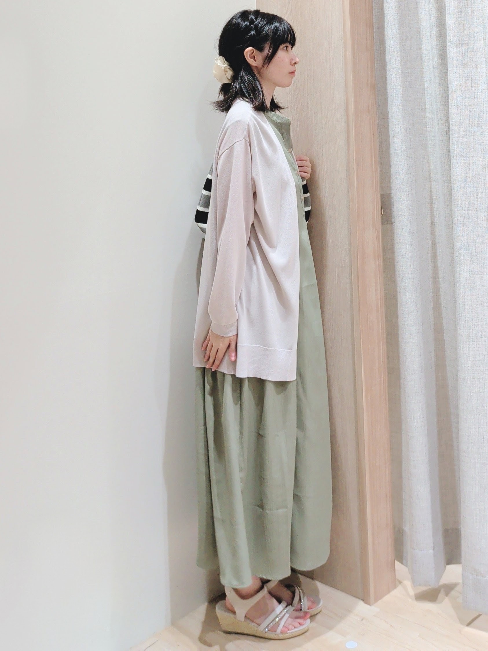 Yuiさんの「grove｜【UVカット】ベーシックロングカーディガン」を使ったコーディネート