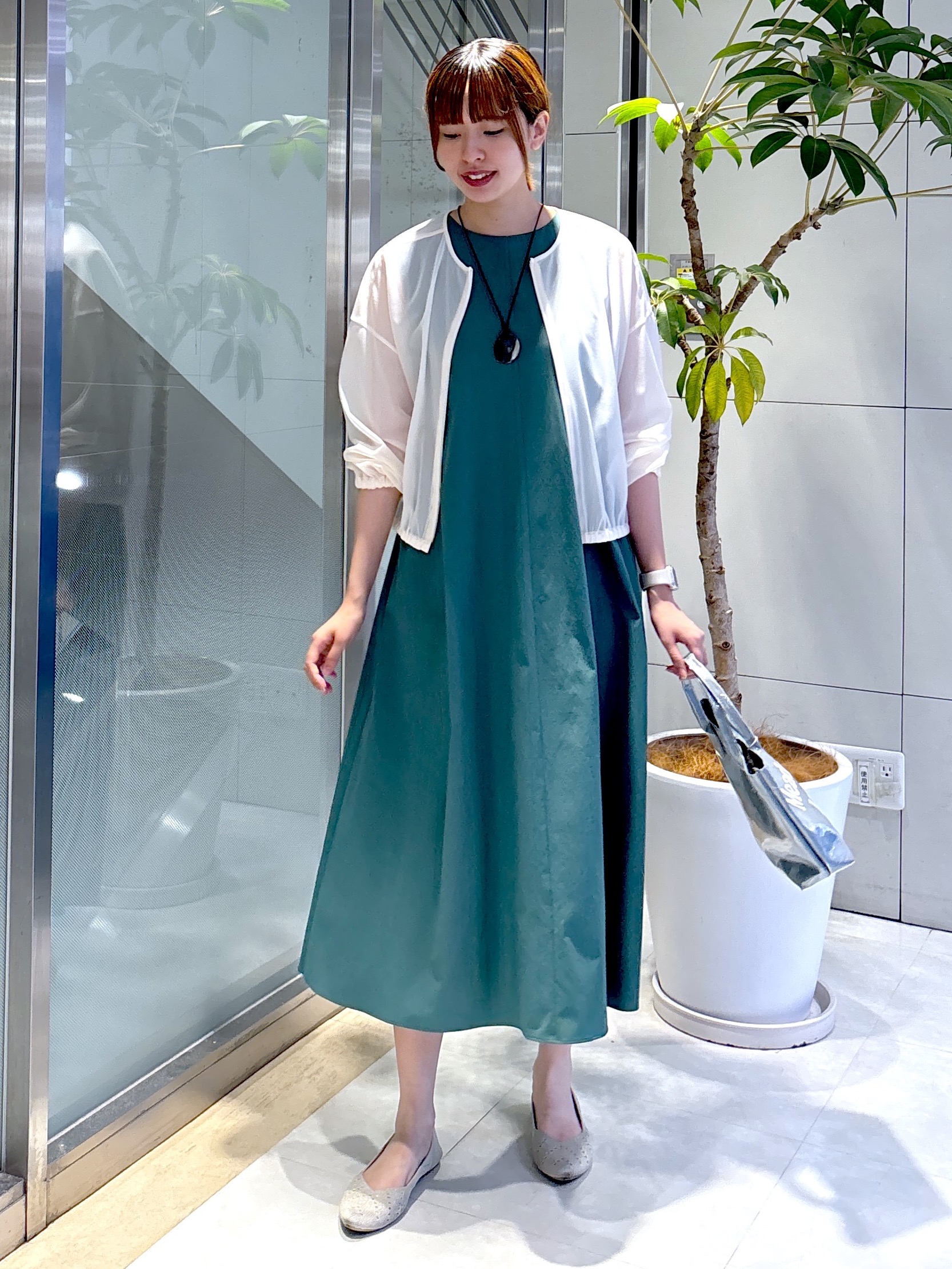 yukaさんの「UNTITLED｜【秋羽織り/ジップ】トリコットシアーブラウス」を使ったコーディネート