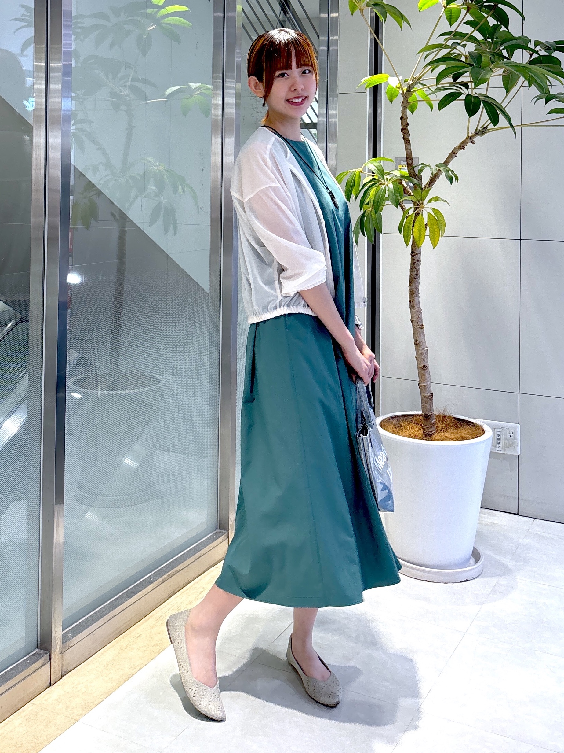yukaさんの「UNTITLED｜【秋羽織り/ジップ】トリコットシアーブラウス」を使ったコーディネート