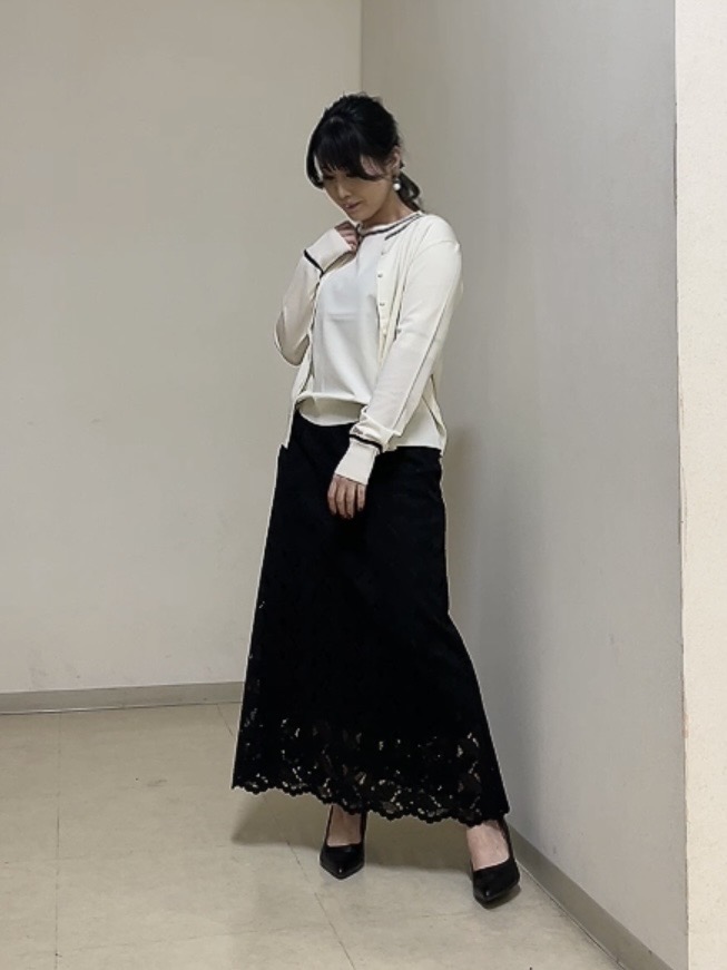 watanabeさんの「UNTITLED｜【アンサンブル可能/秋羽織り】コンパクトニットカーディガン」を使ったコーディネート
