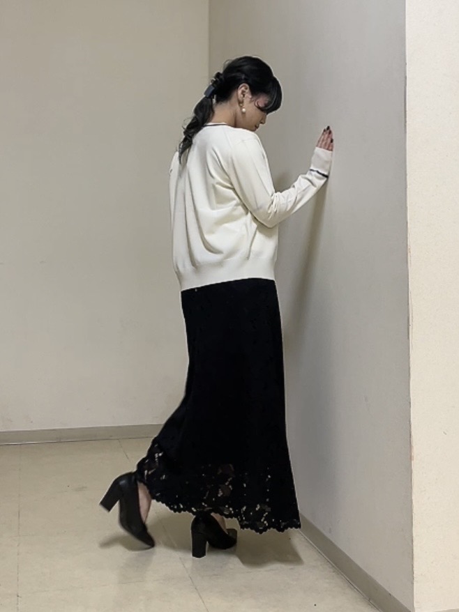 watanabeさんの「UNTITLED｜【アンサンブル可能/秋羽織り】コンパクトニットカーディガン」を使ったコーディネート