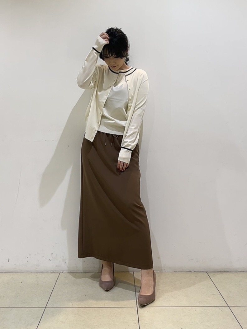 watanabeさんの「UNTITLED｜【アンサンブル可能/秋羽織り】コンパクトニットカーディガン」を使ったコーディネート